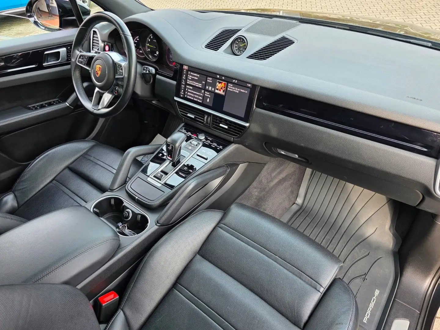 Porsche Cayenne E-Hybrid Panaroma/HUD/LED Noir - 2