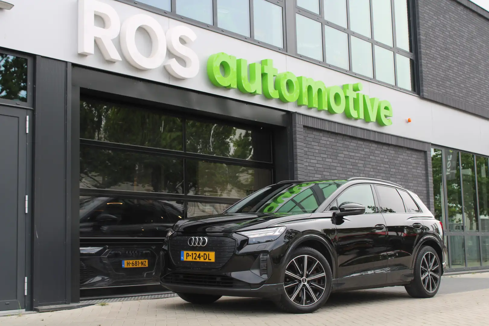Audi Q4 e-tron 40 Launch edition Advanced Plus 77 kWh | NAP! | BT Negro - 1