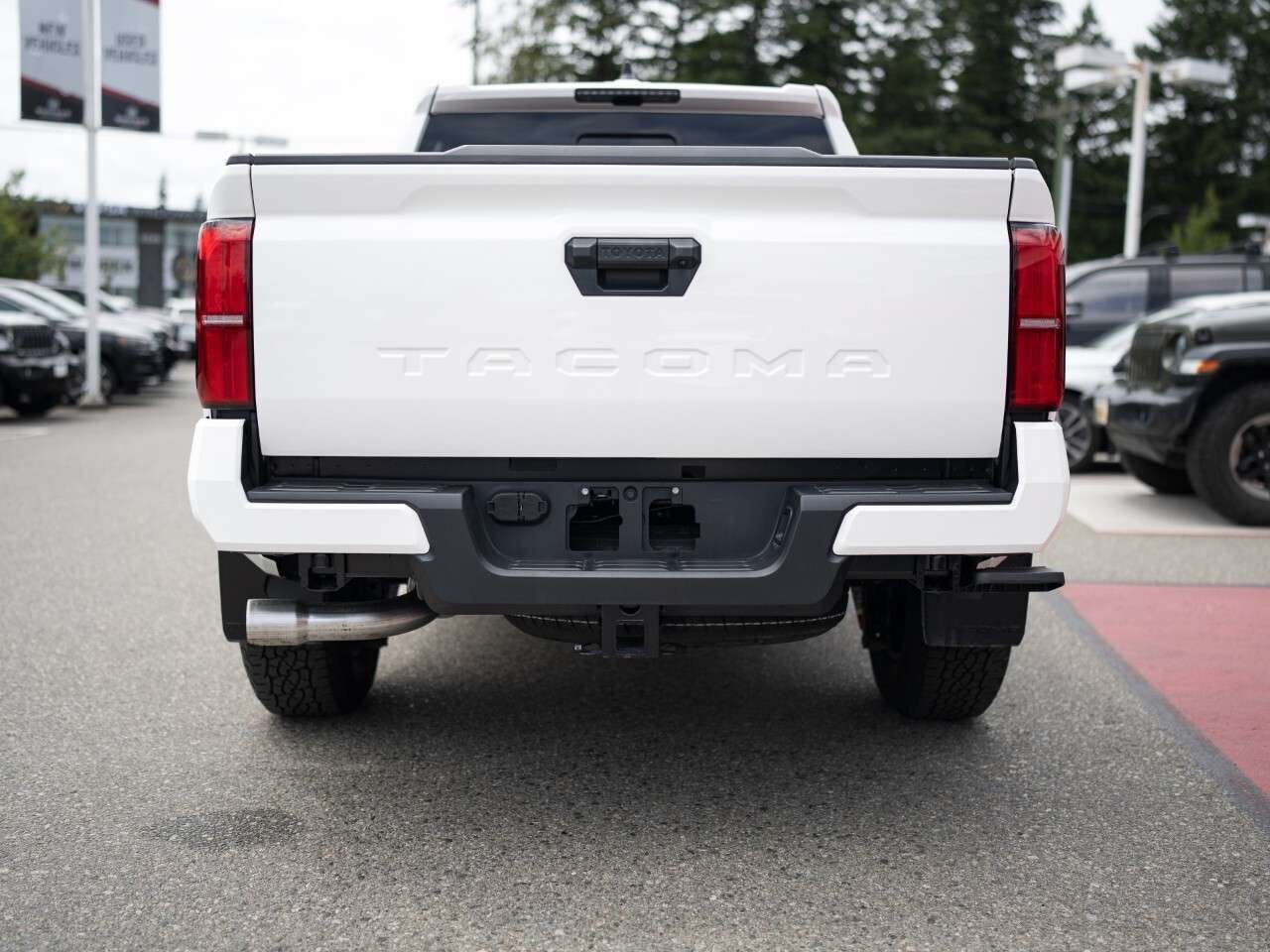 2024 Toyota Tacoma 4x4 Double Cab Manual SB — снимка 1
