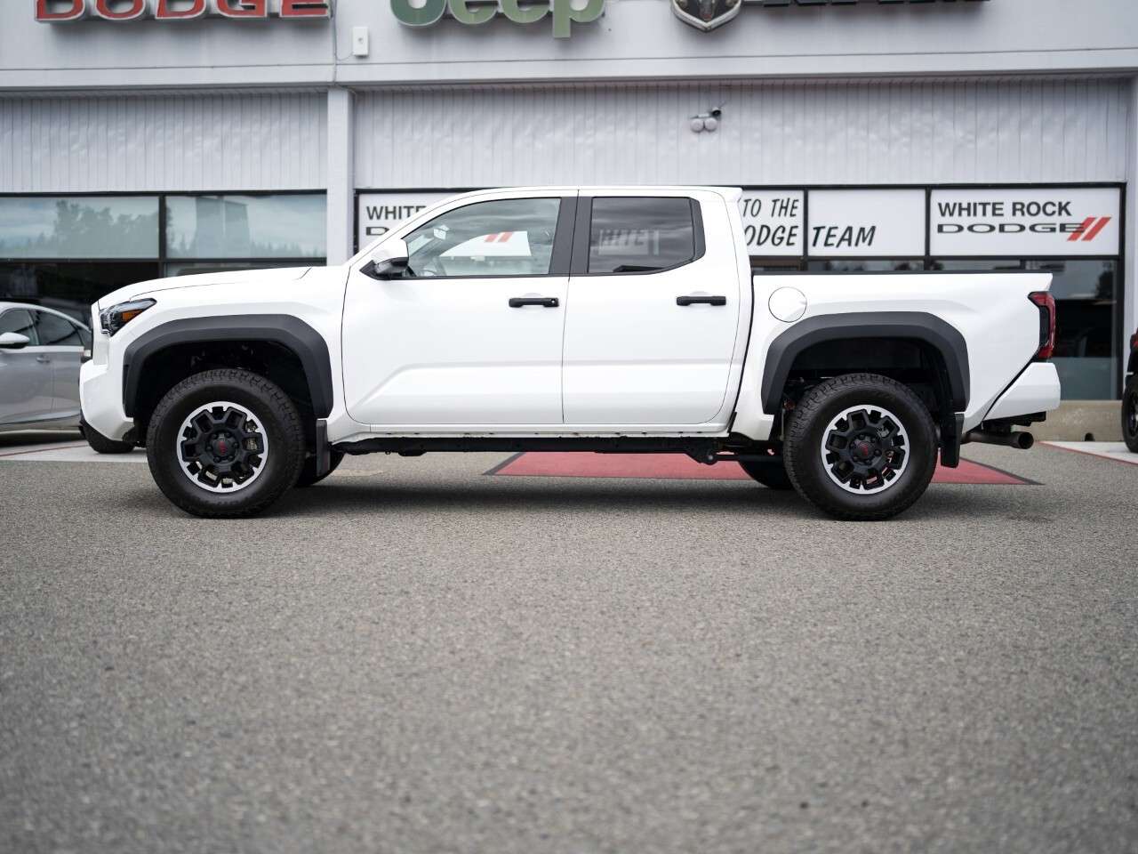 2024 Toyota Tacoma 4x4 Double Cab Manual SB — снимка 1