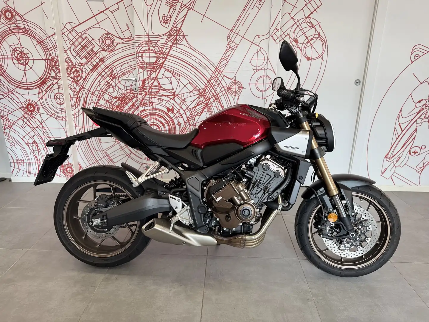 Honda CBR 650 CB650R E-Clutch - YM 2024 - 1