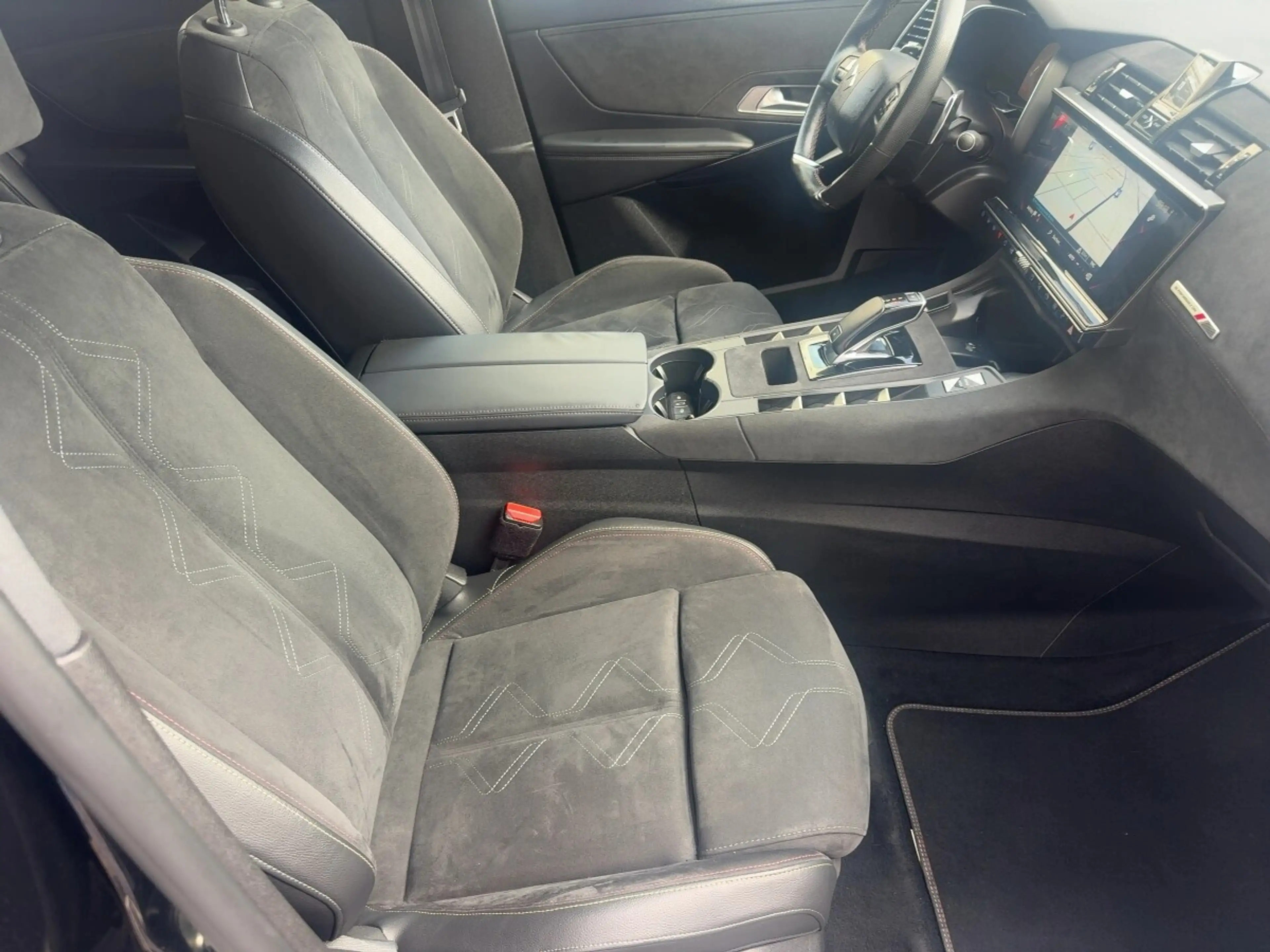 DS Automobiles DS 7 Crossback DS7 Crossback THP 225 EAT8 Performance Line — photo 14