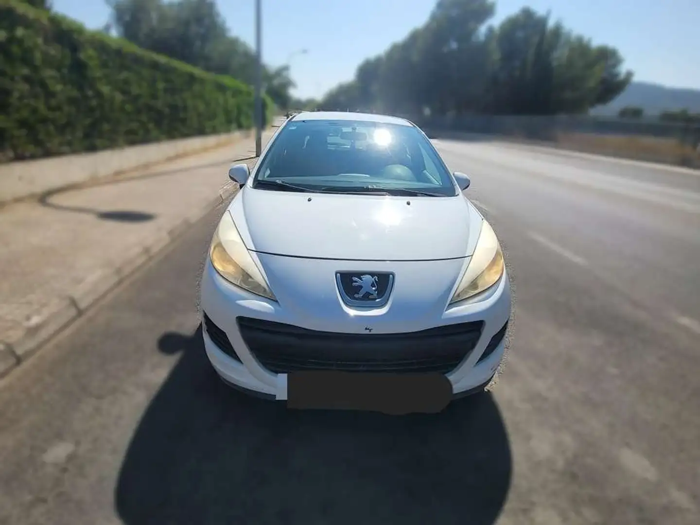 Peugeot 207 Confort 1.4 75 Blanco - 1