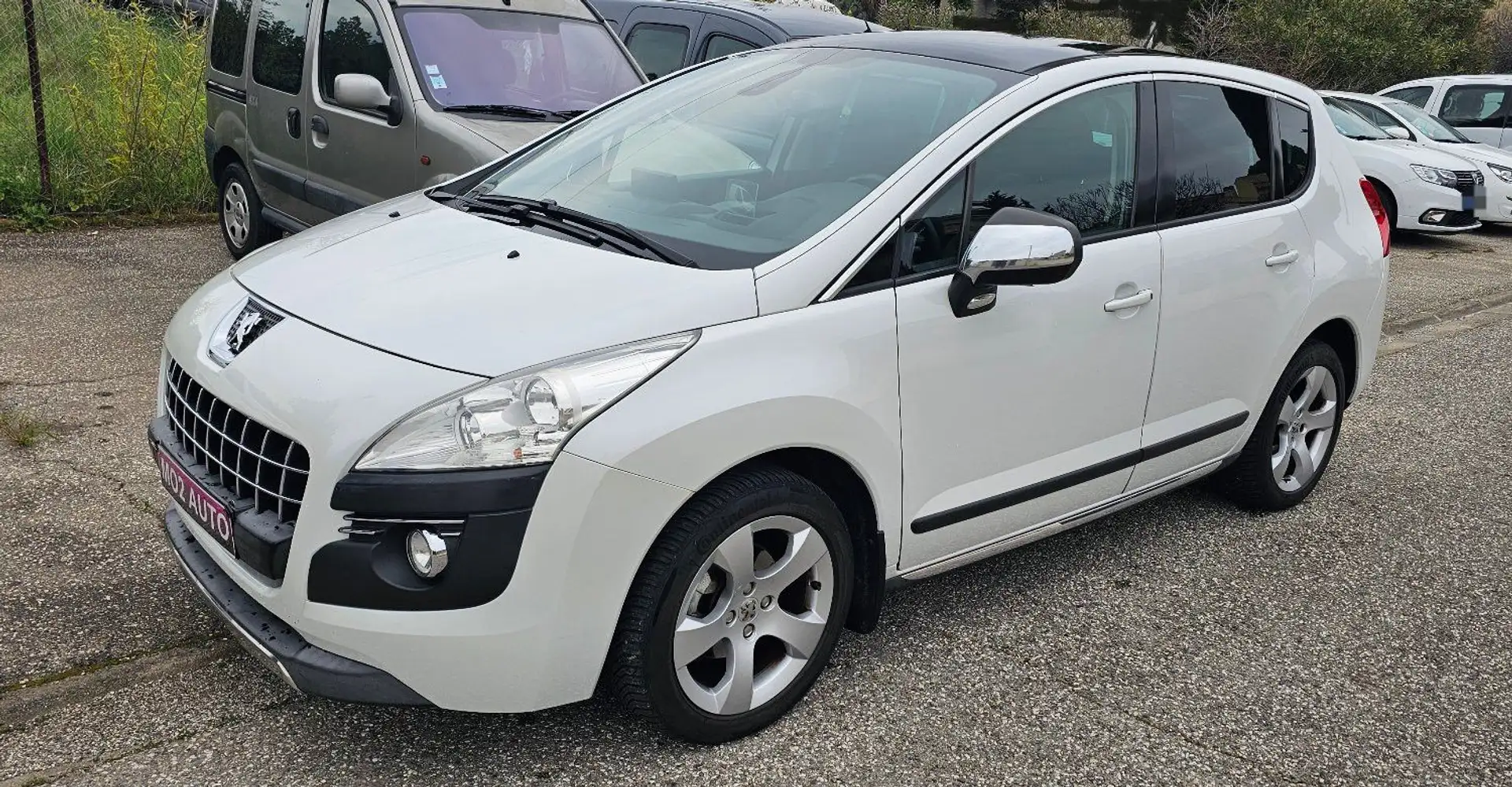 Peugeot 3008 1.6 HDI 115CH PREMIUM 2012 159.000KMS GPS PANO REG Beyaz - 1