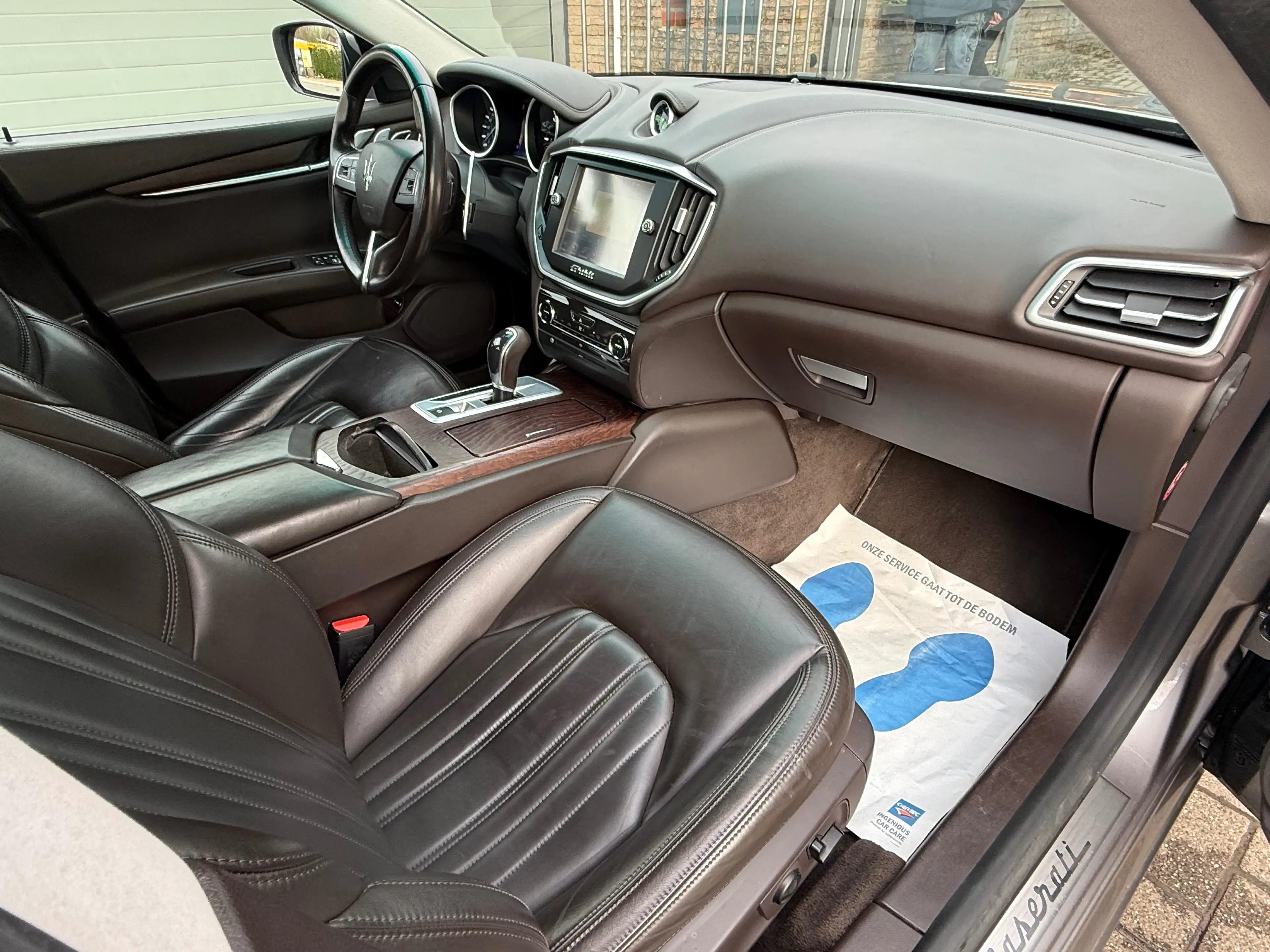 Maserati Ghibli Ghibli 3.0 V6 Turbo — photo 10