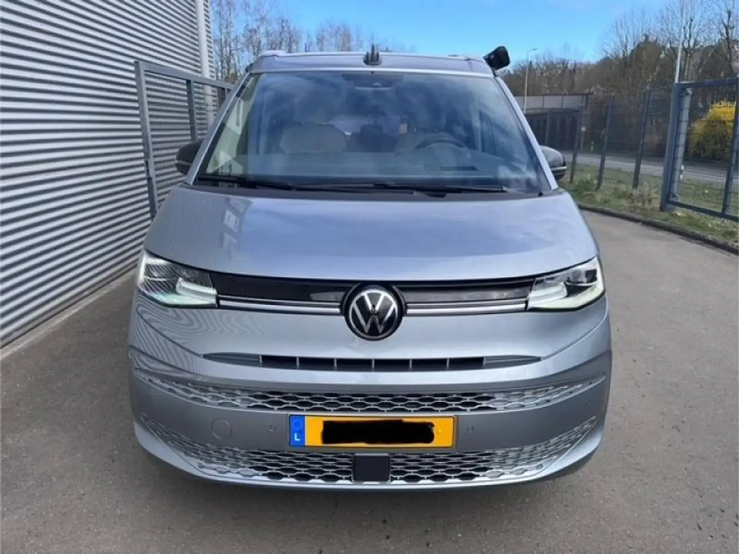 Volkswagen T7 California Ocean Argent - 2