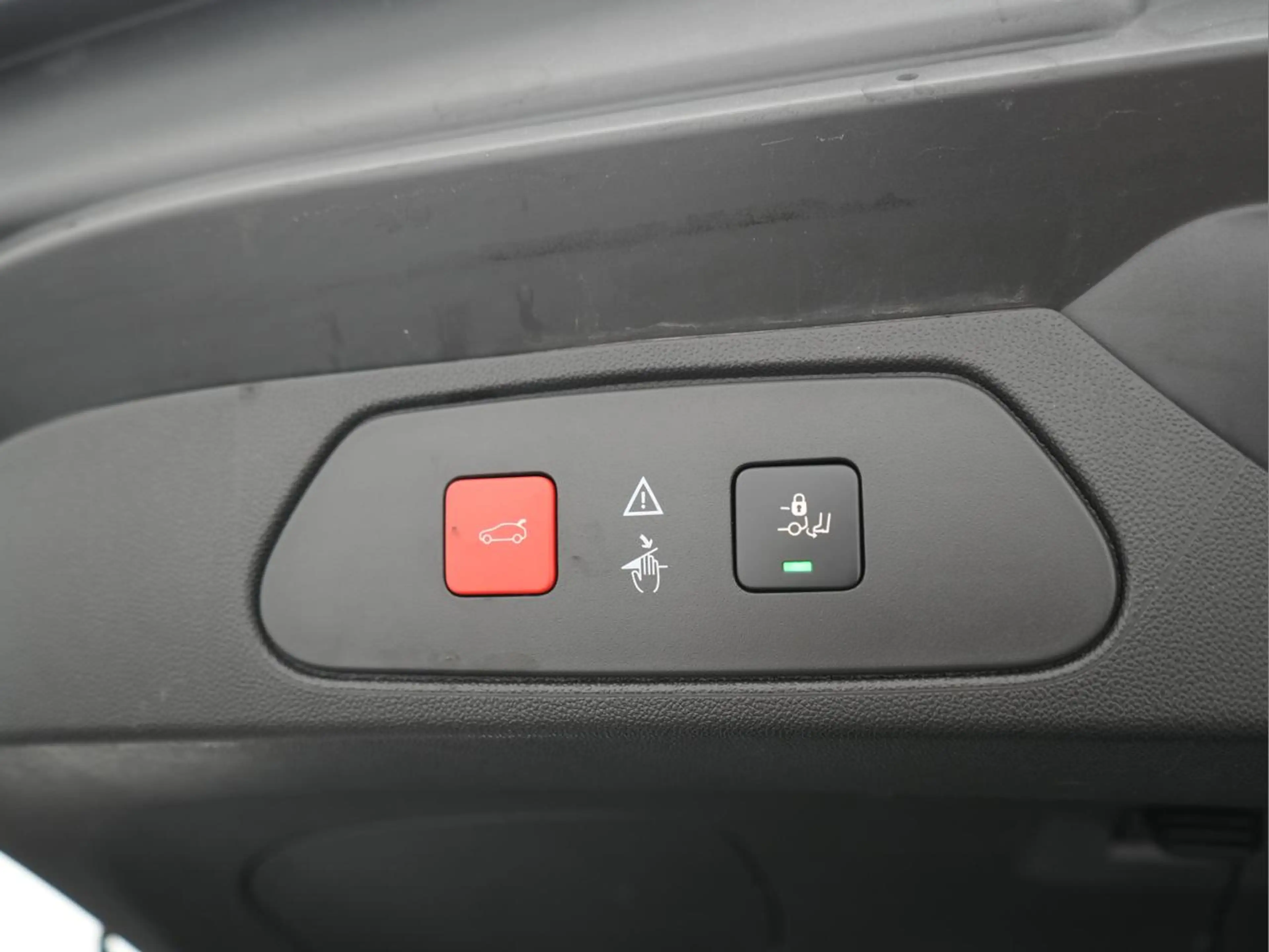 Opel Grandland X 1.2 Turbo Edition S&S — photo 14