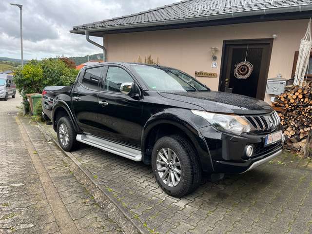 Imagine Mitsubishi L200 Basis Doppelkabine 4WD