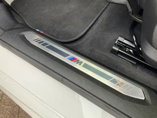 BMW 2 Series view 6