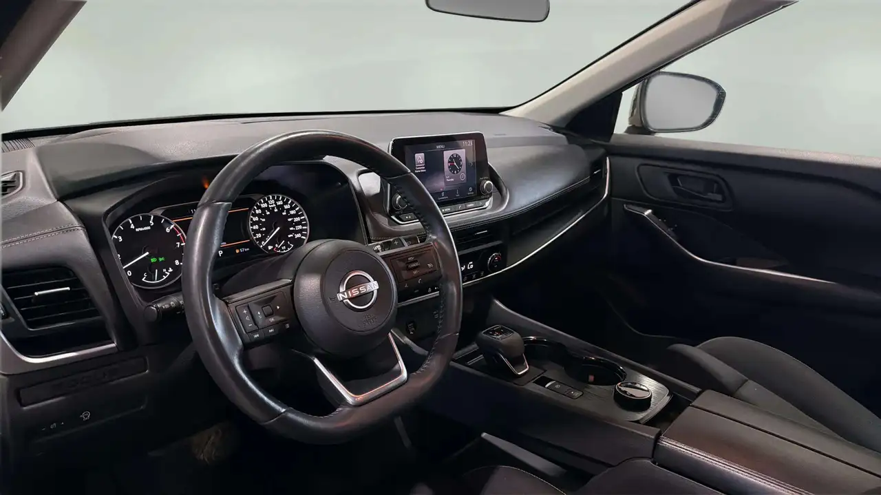 Nissan Rogue снимка Nissan Rogue