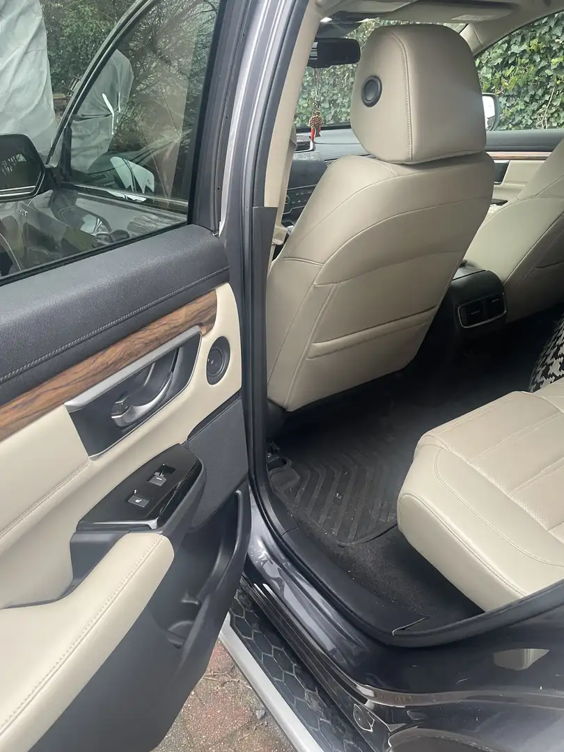 Honda CR-V SUV/4x4/Pick-up in Grijs tweedehands in Genk voor € 22.500