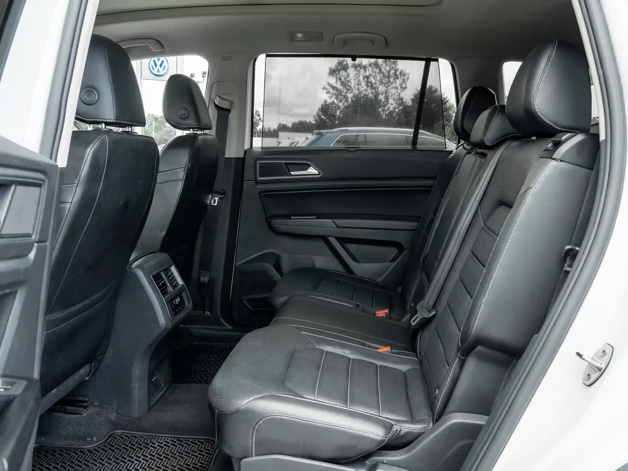 Volkswagen Atlas снимка Volkswagen Atlas