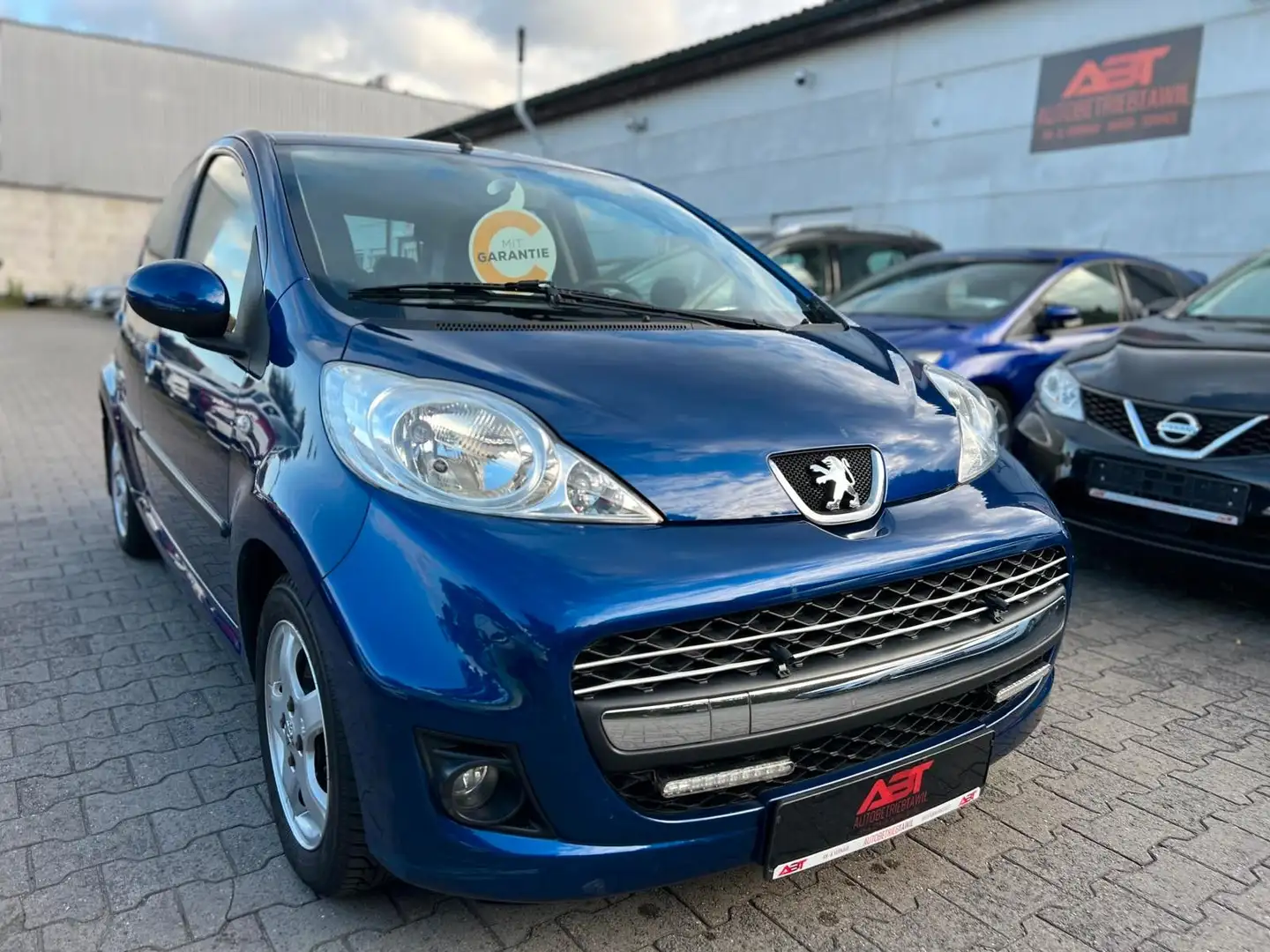 Peugeot 107 Automatik, TÜV NEU, Klima, 1.Hand, Garantie Blau - 1