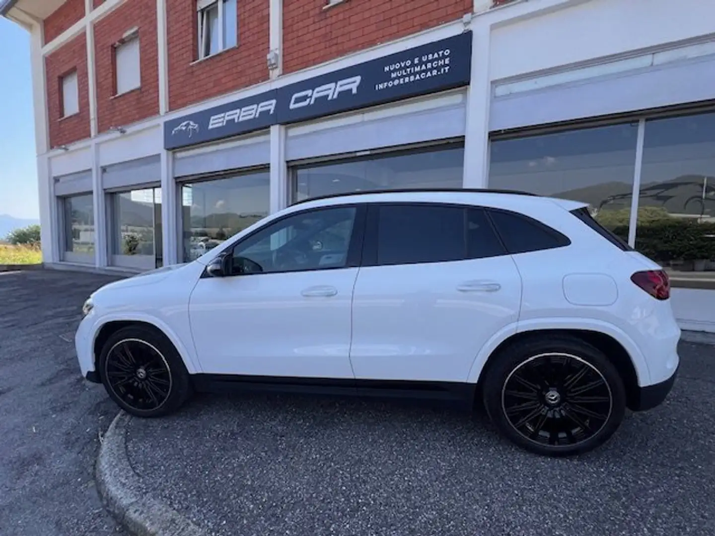 Mercedes-Benz GLA 200 GLA-H247 2023 d AMG Line Premium Plus auto Blanco - 1
