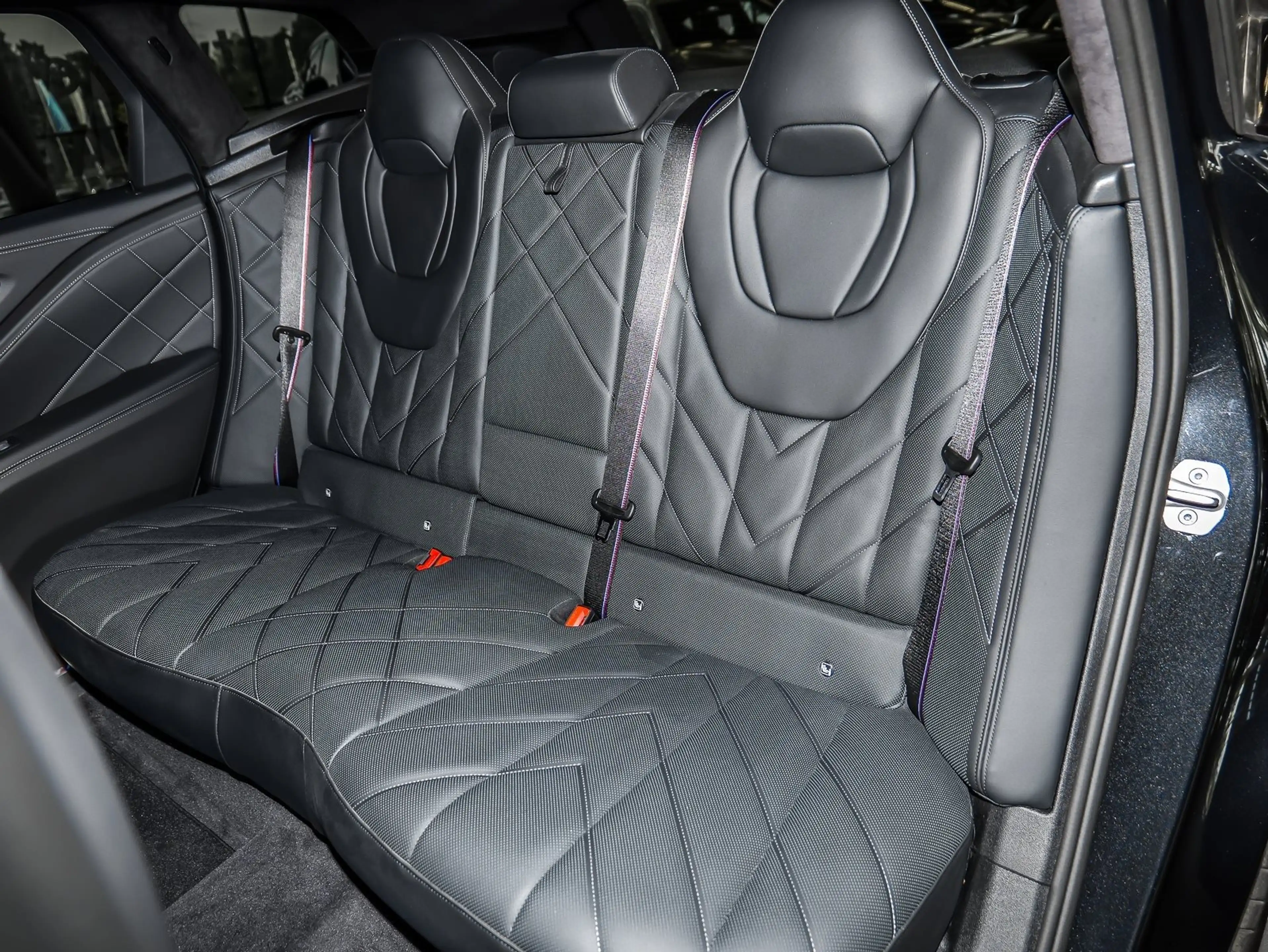 BMW XM M Sport ACC 360°KAM RFK NAVI LED Laser DAB — photo 18