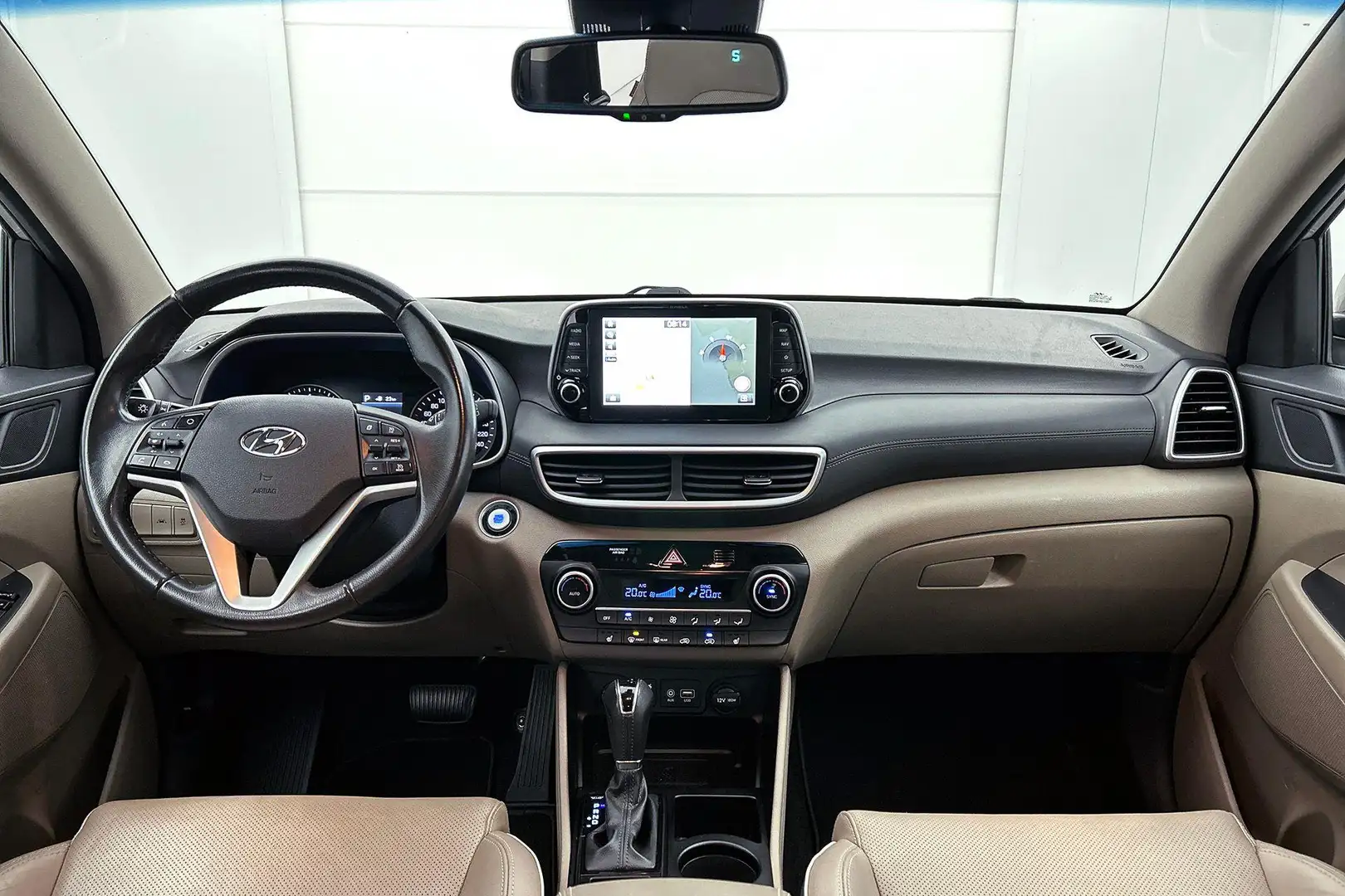 Hyundai TUCSON 1.6 T-GDI Comfort(Goed onderH, Carplay, StoelV, Ca Wit - 2