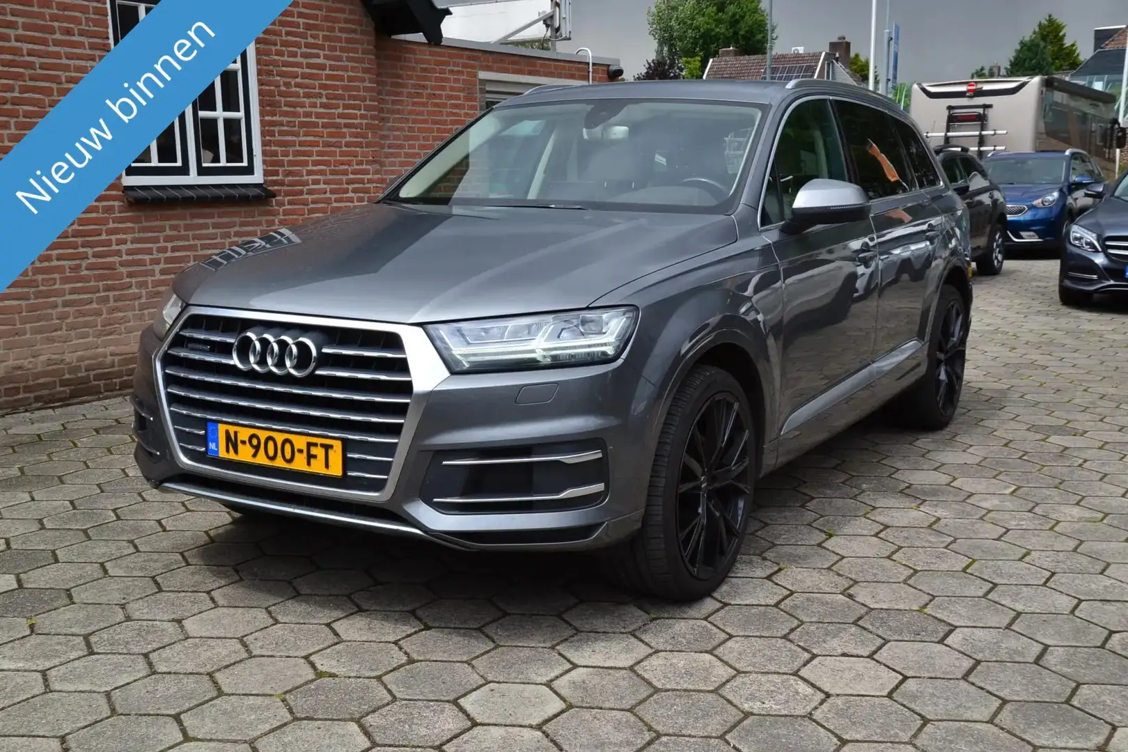 Audi Q7 3.0 TDI quattro Pro Line Grau - 1