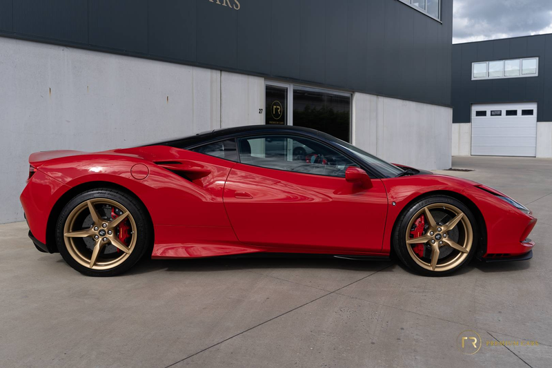 Ferrari F8 Tributo V8 l Rosso Corsa l Carplay l Carbon steer l JBL HI-FI l PDC — photo 12