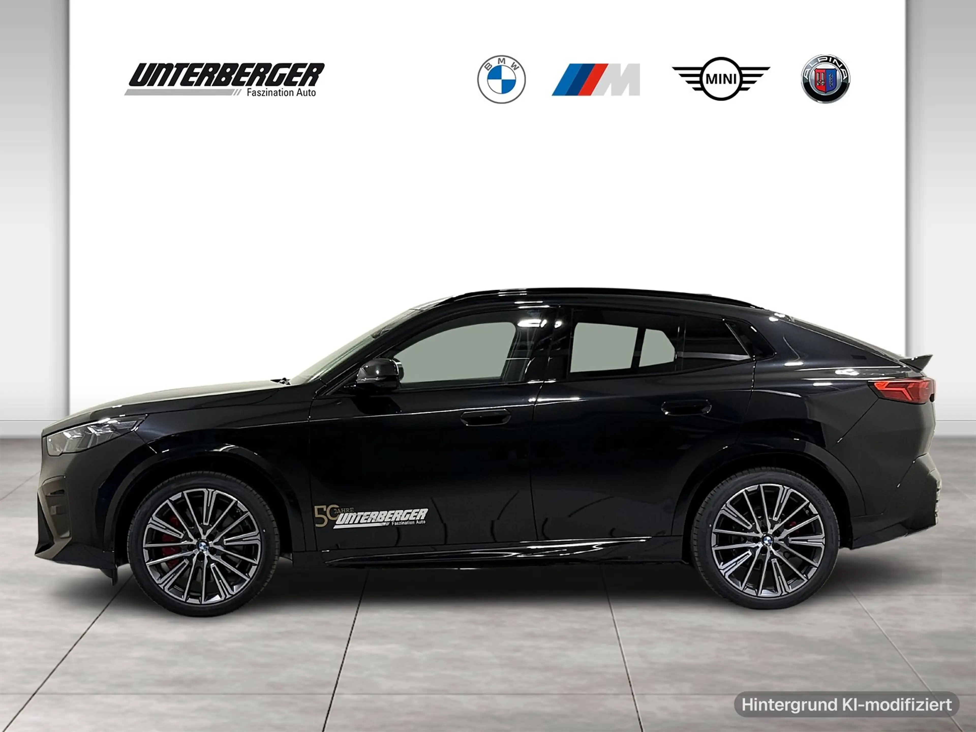 BMW iX2 xDrive30 M Sport Pro DA+ PA+ AHK HUD HK Pano — photo 2