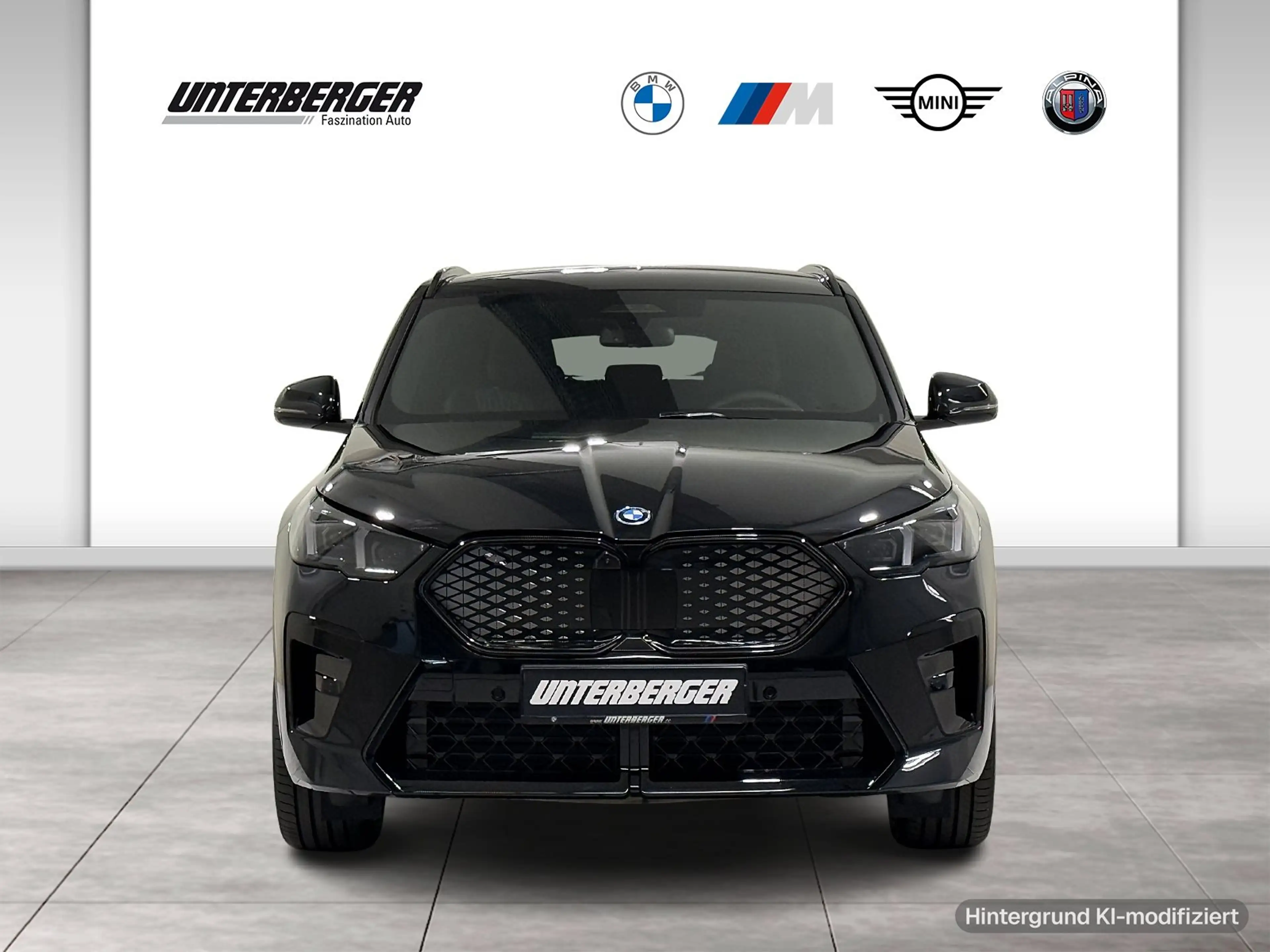 BMW iX2 xDrive30 M Sport Pro DA+ PA+ AHK HUD HK Pano — photo 4