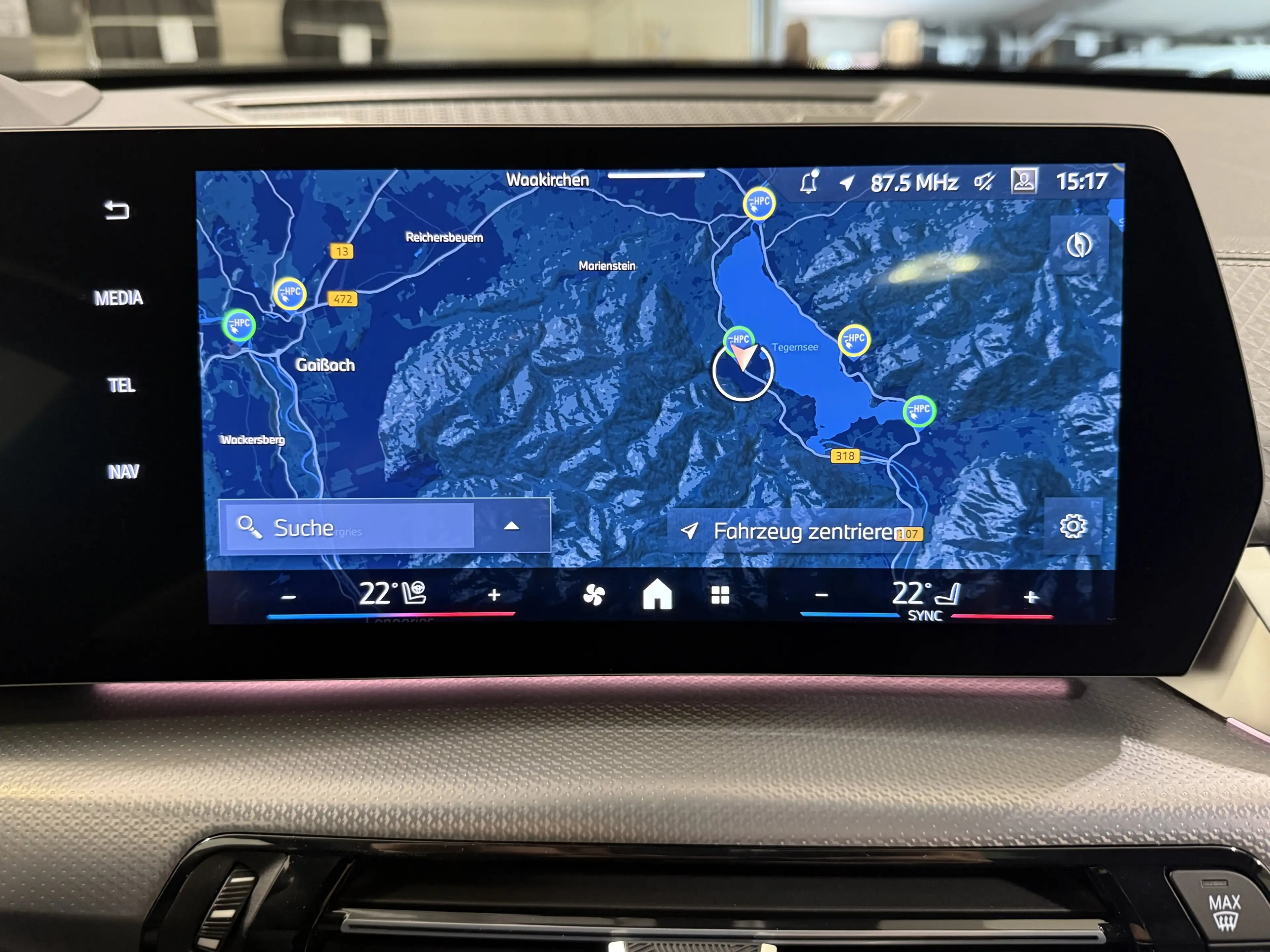BMW iX2 xDrive30 M Sport Pro DA+ PA+ AHK HUD HK Pano — photo 13