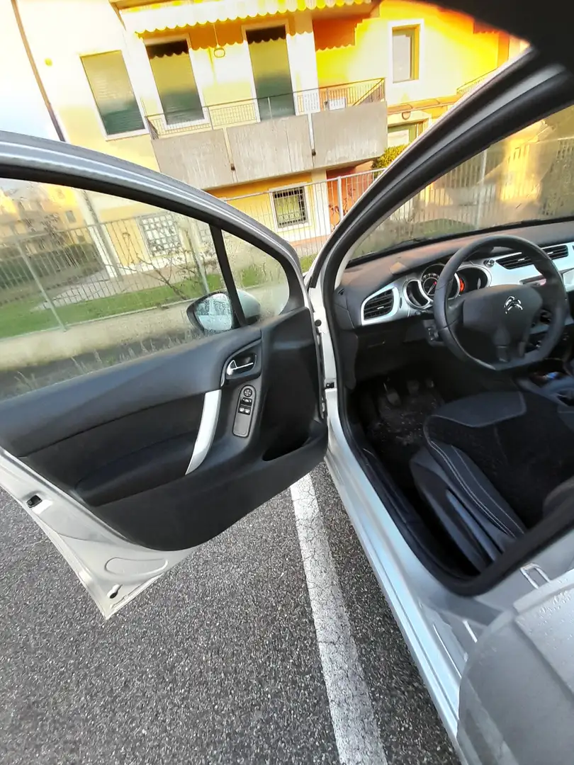 Citroen C3 C3 II 2009 1.4 hdi Exclusive (exclusive style) E5 Grigio - 1