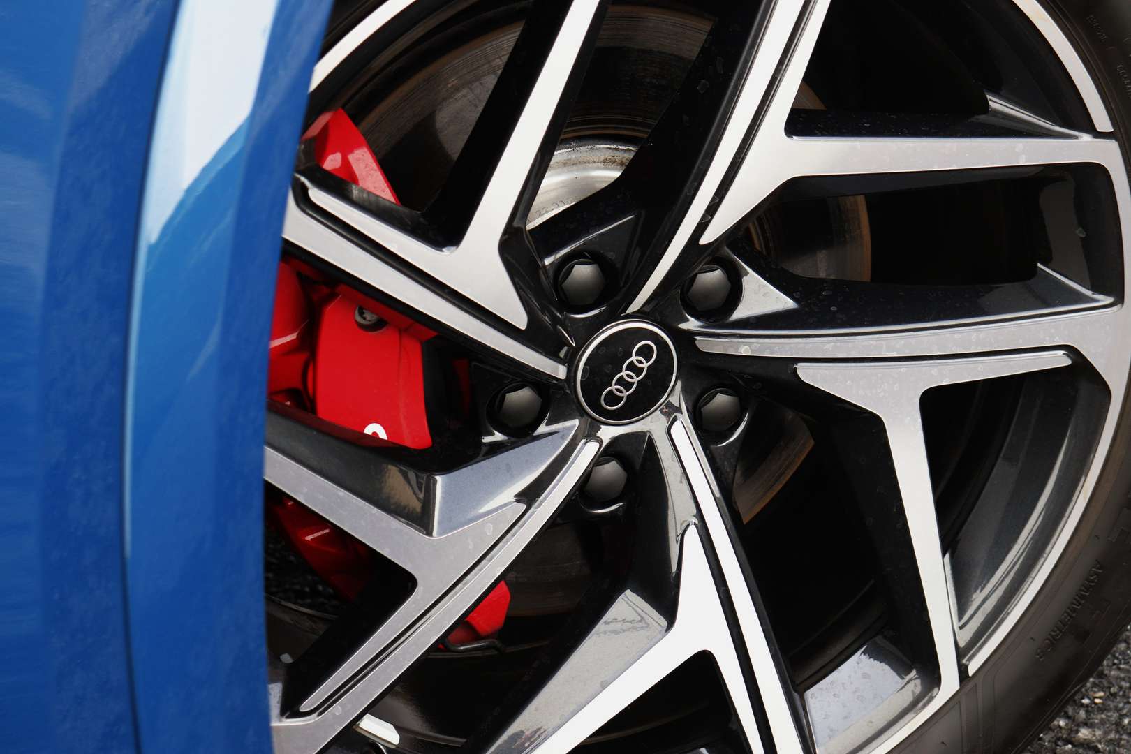 Audi SQ6 E-tron EDITION-ONE-BLUE -  - Joinsteer - #3