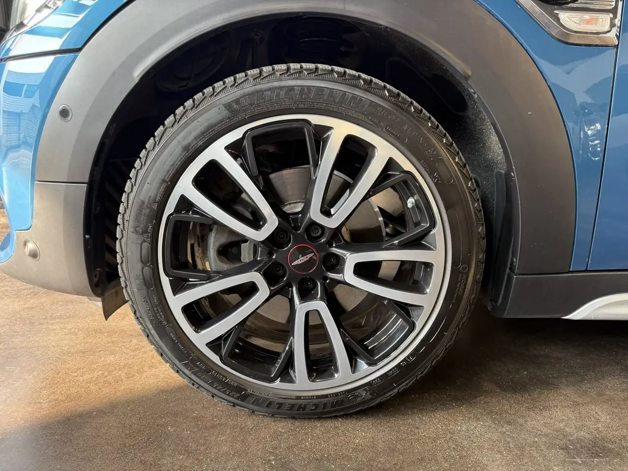 MINI Cooper S E ALL4 JCW AUT, миниатюра 13