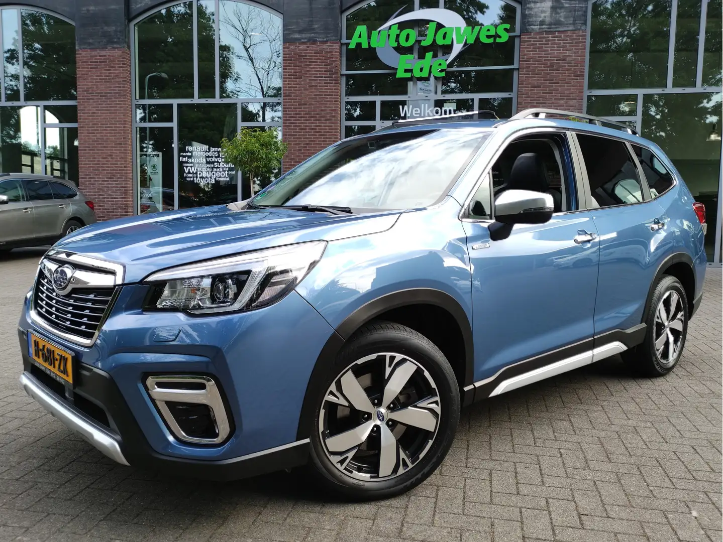 Subaru Forester 2.0i e-BOXER First Edition Afn.trekhaak - Panorama Blue - 2