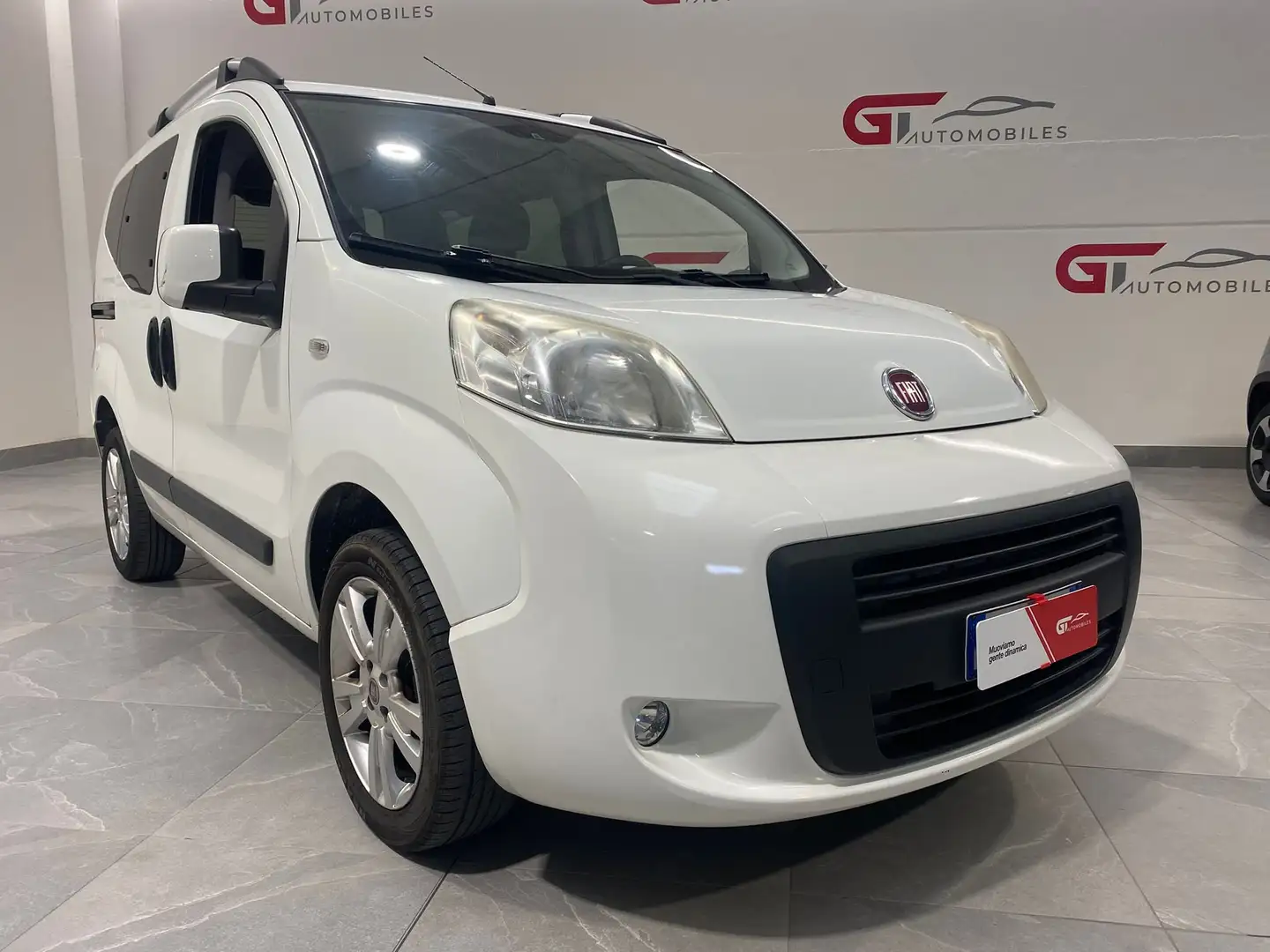 Fiat Qubo Qubo 1.4 8v Dynamic 77cv 5 POSTI Bianco - 1