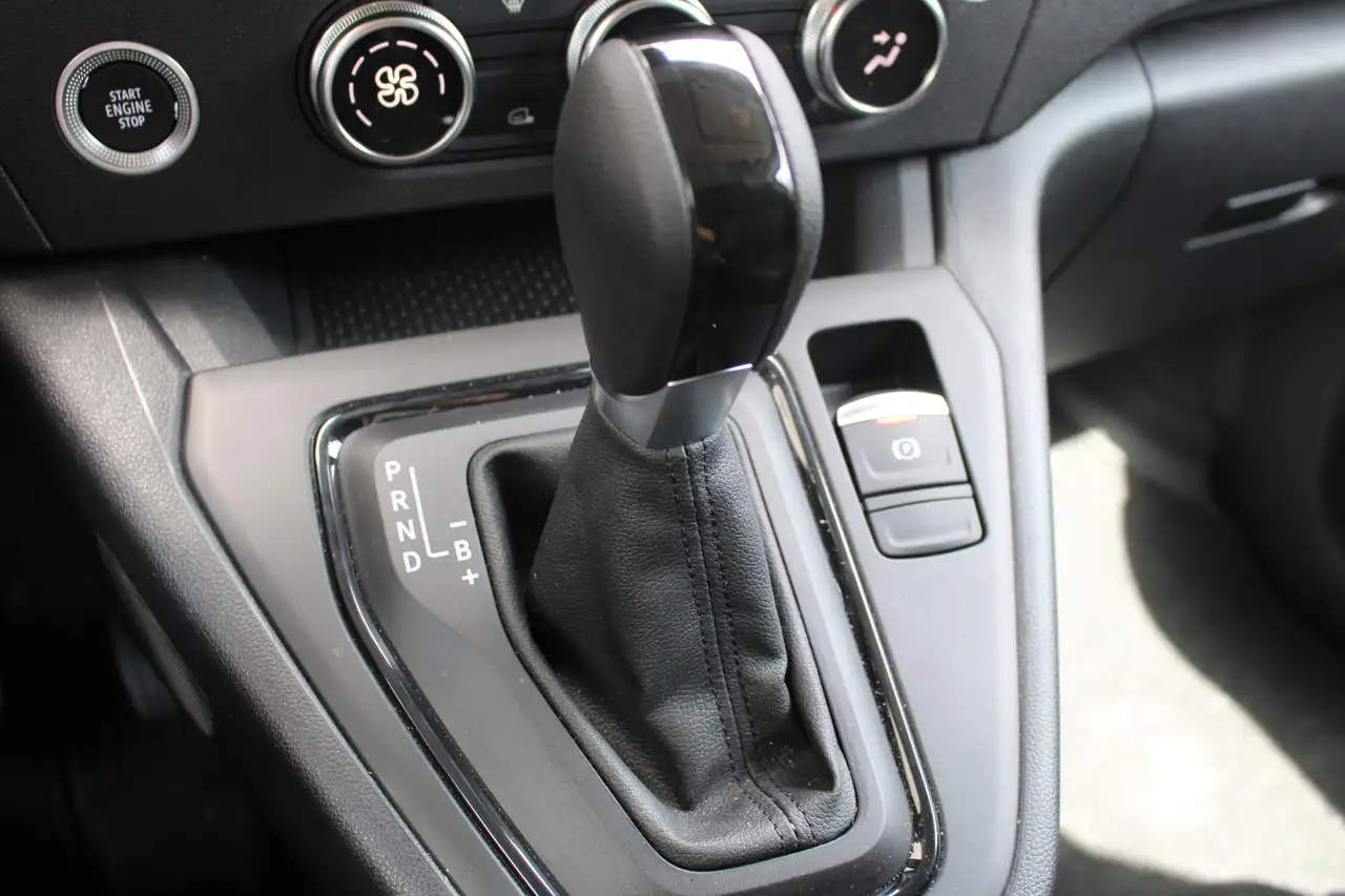 Renault Kangoo E-TECH 2026 — фото 27