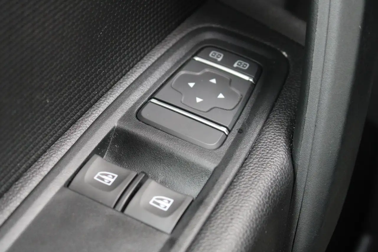 Renault Kangoo E-TECH 2026 — фото 19