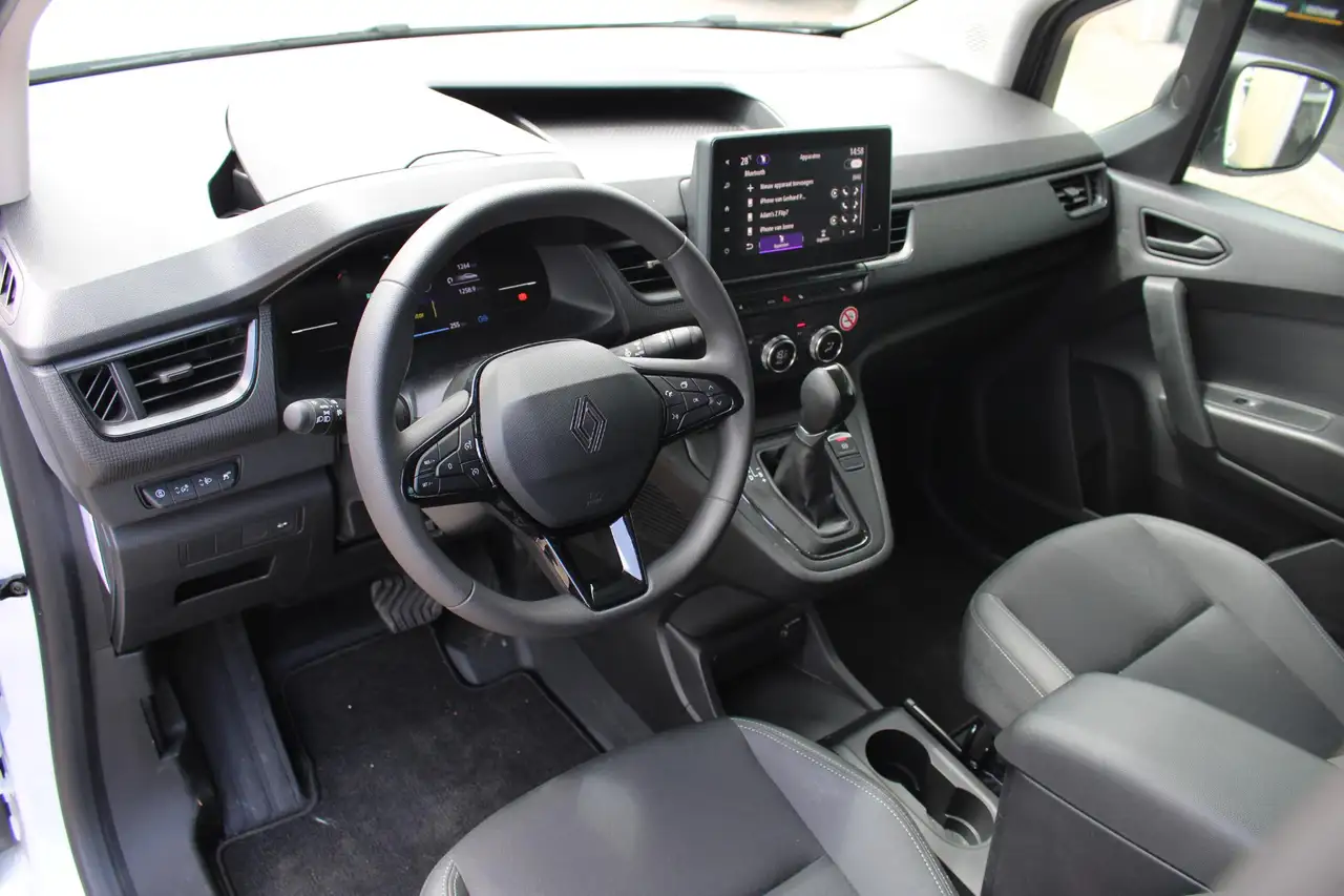 Renault Kangoo E-TECH 2026