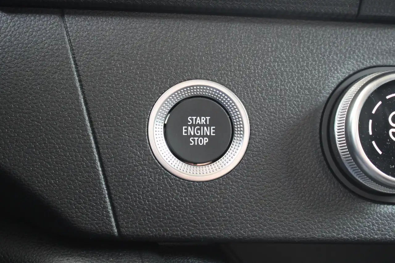 Renault Kangoo E-TECH 2026 — фото 23