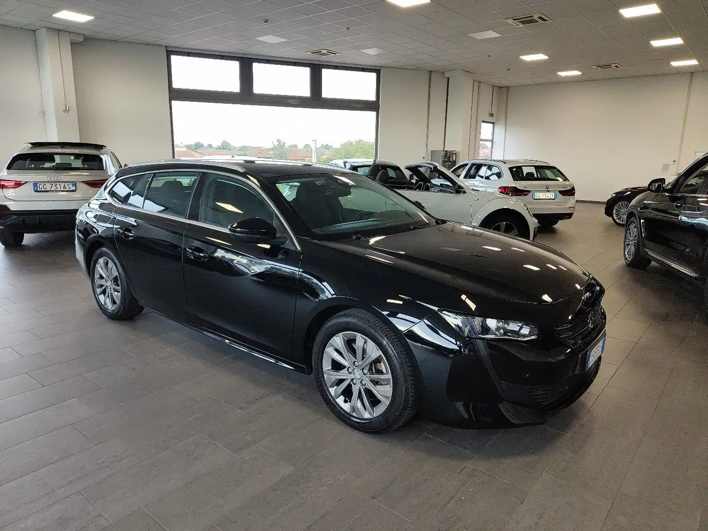 Peugeot 508 BlueHDi 160cv EAT8 SW Navi Sensori AdaptiveCruise Noir - 2