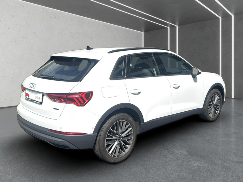 Audi Q3 40 TFSI qu. S tronic *AHK*ACC*NAV+*R-CAM*SHZ* — photo 2