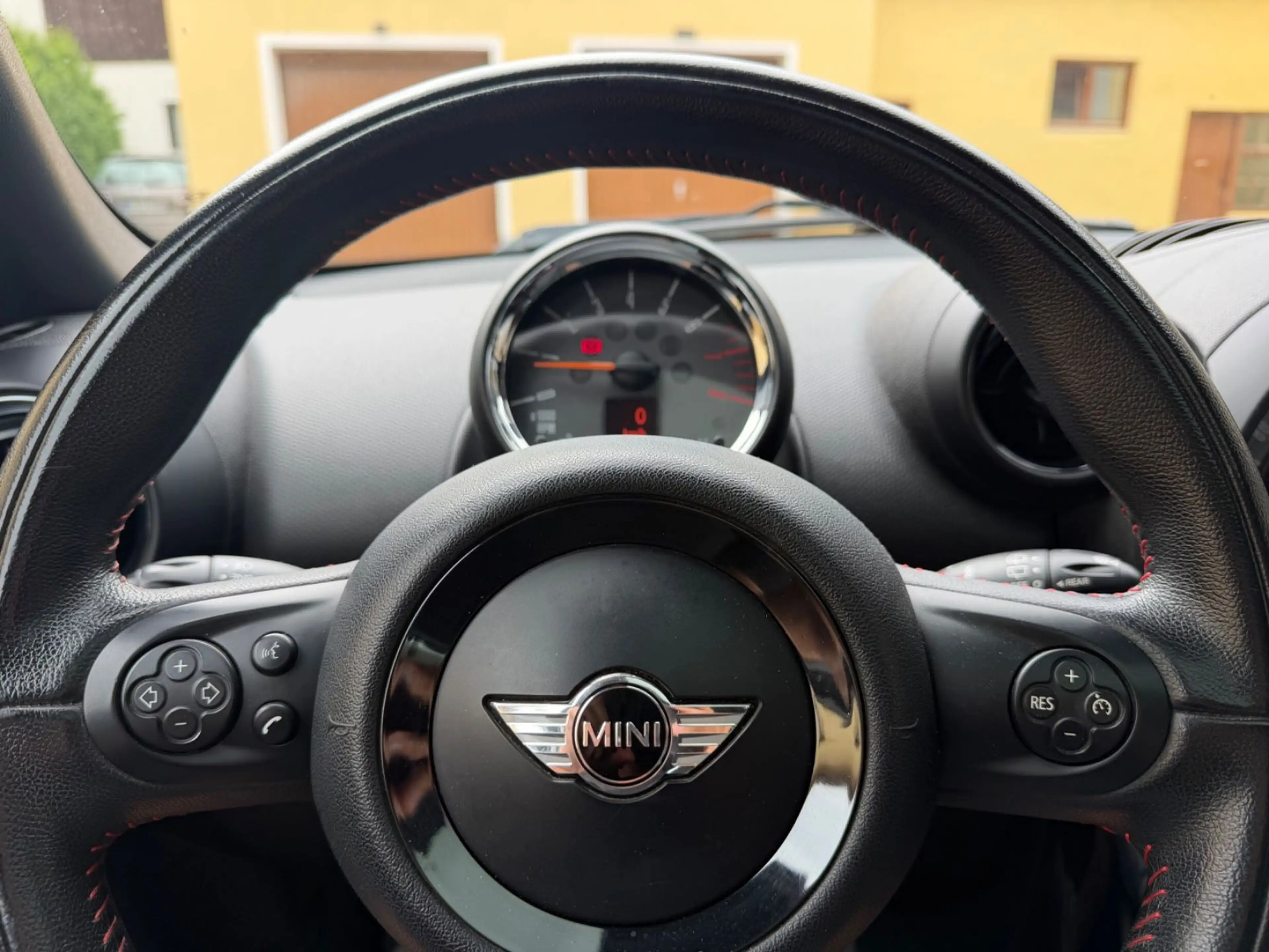 MINI John Cooper Works Countryman John Cooper Works — photo 15