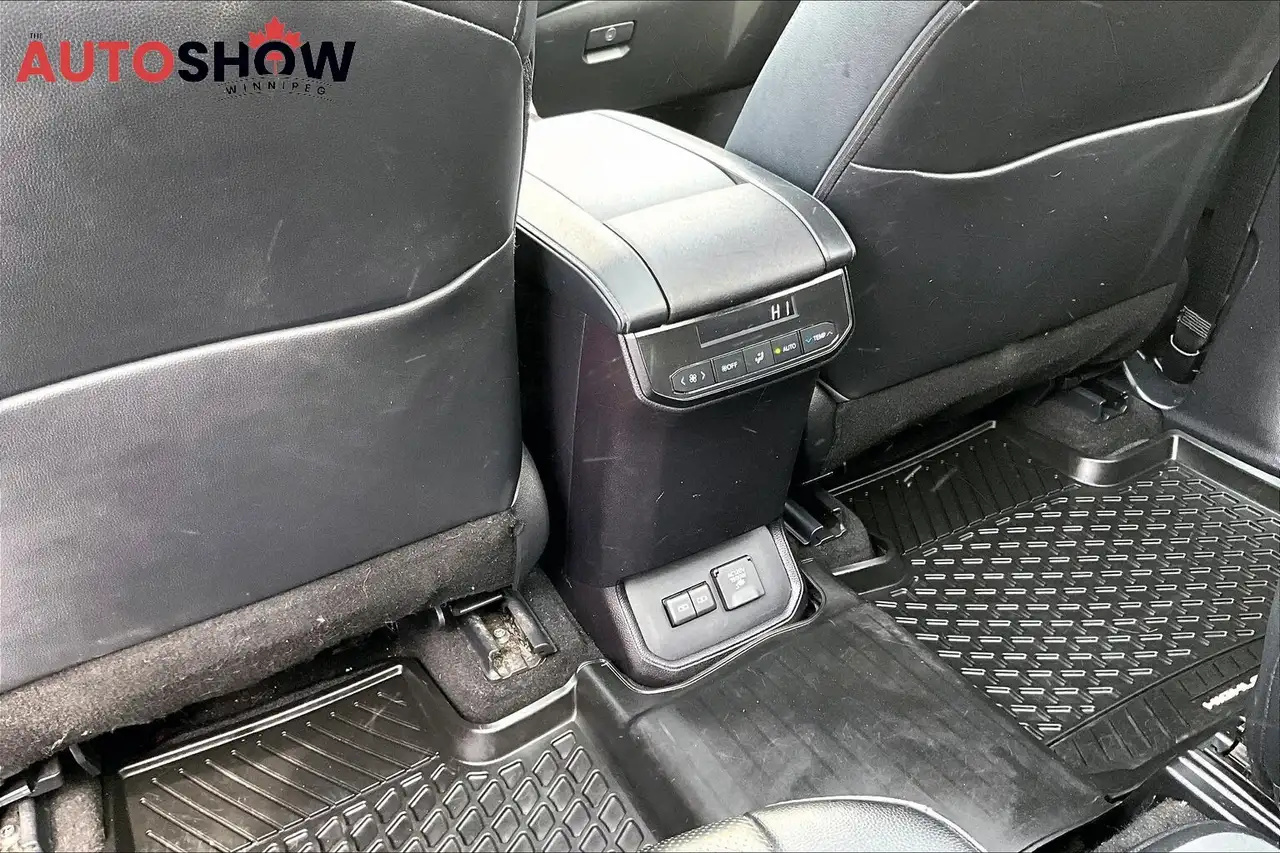 Toyota Highlander снимка Toyota Highlander