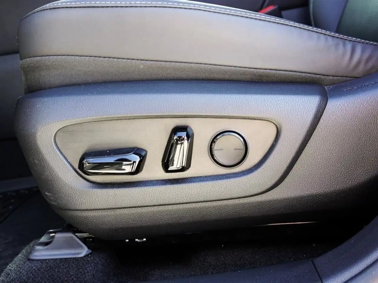 Lexus RX снимка Lexus RX