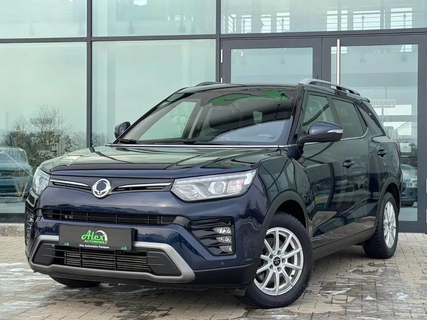 SsangYong XLV 1.5 T-GDi Quartz 2WD Grand Automatik Blau - 1