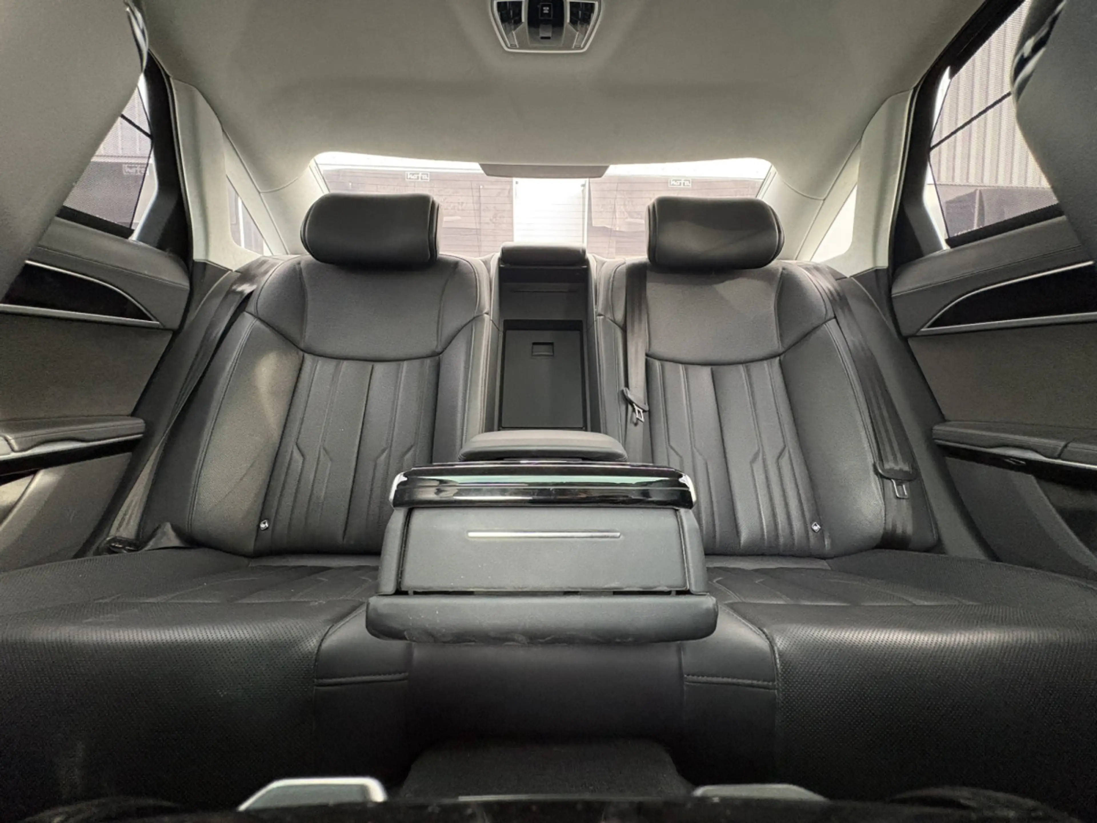 Audi A8 50 TDI - Quattro - B&O — photo 12