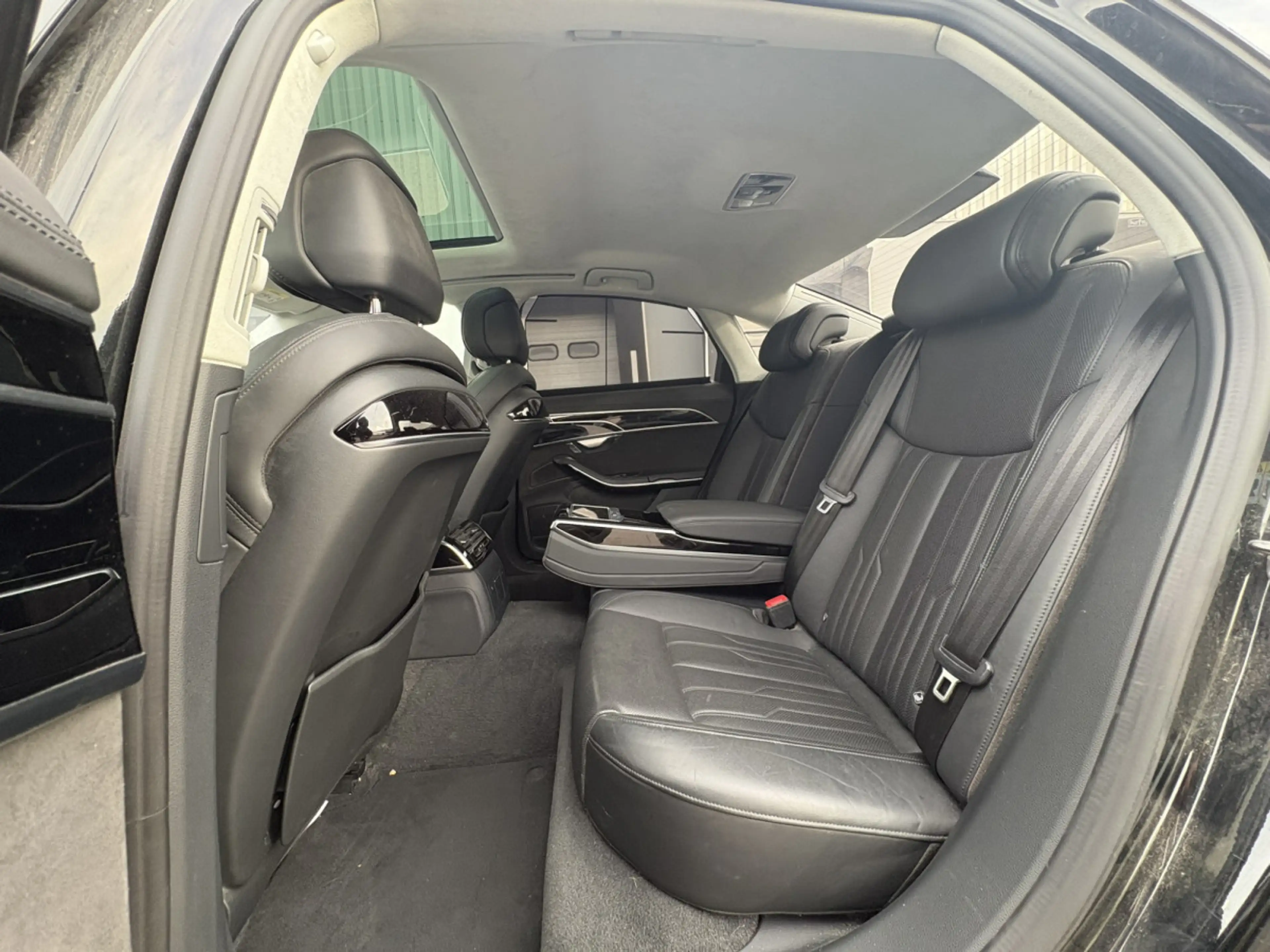 Audi A8 50 TDI - Quattro - B&O — photo 13