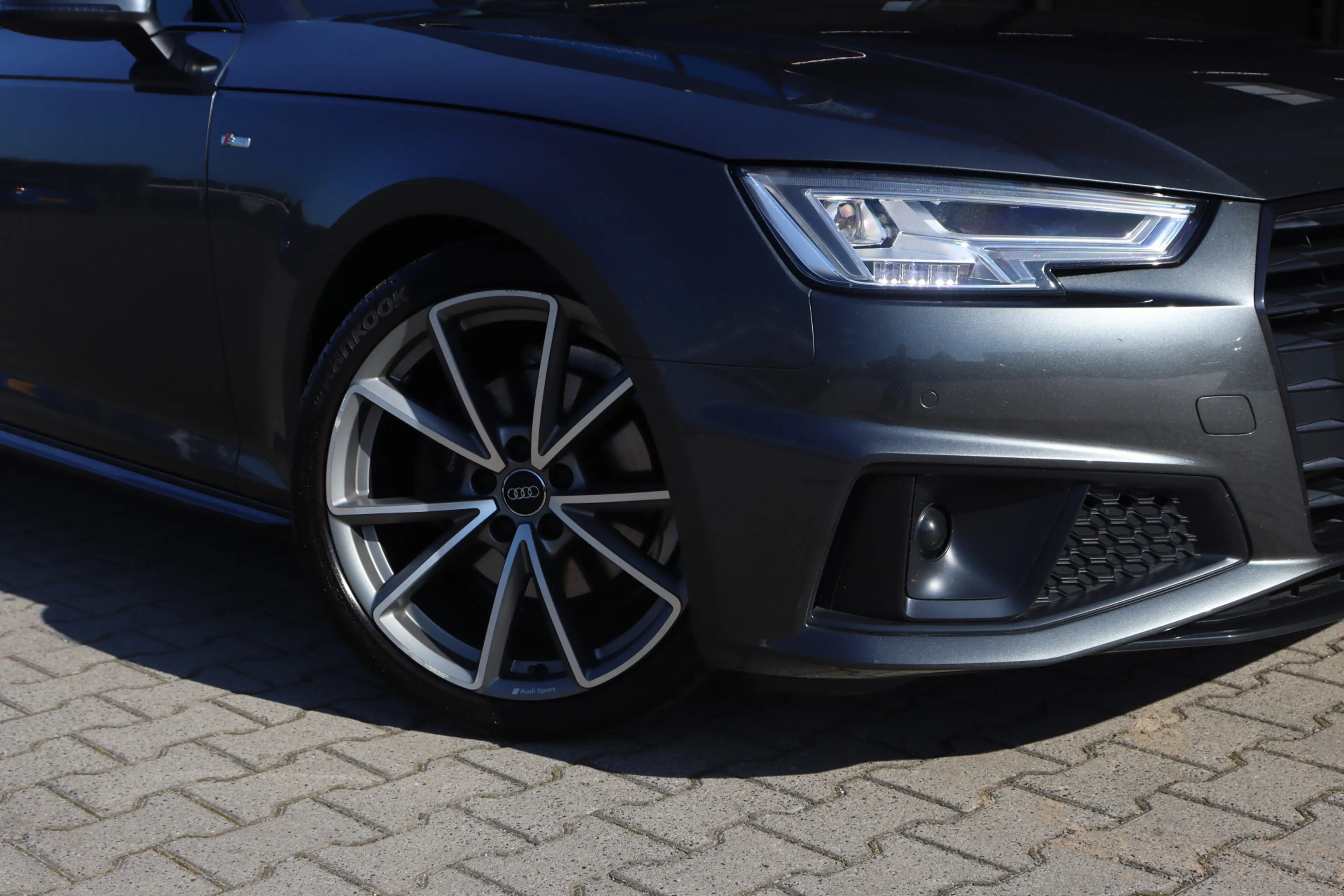 Audi A4 Avant 40 TFSI S-Line | Pano | Leder | 19 Inch | — photo 8