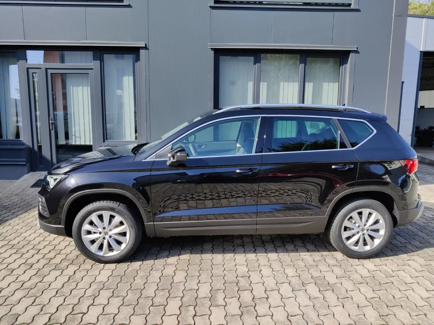 SEAT Ateca Style TSI mit AHV, Kamera Schwarz - 2