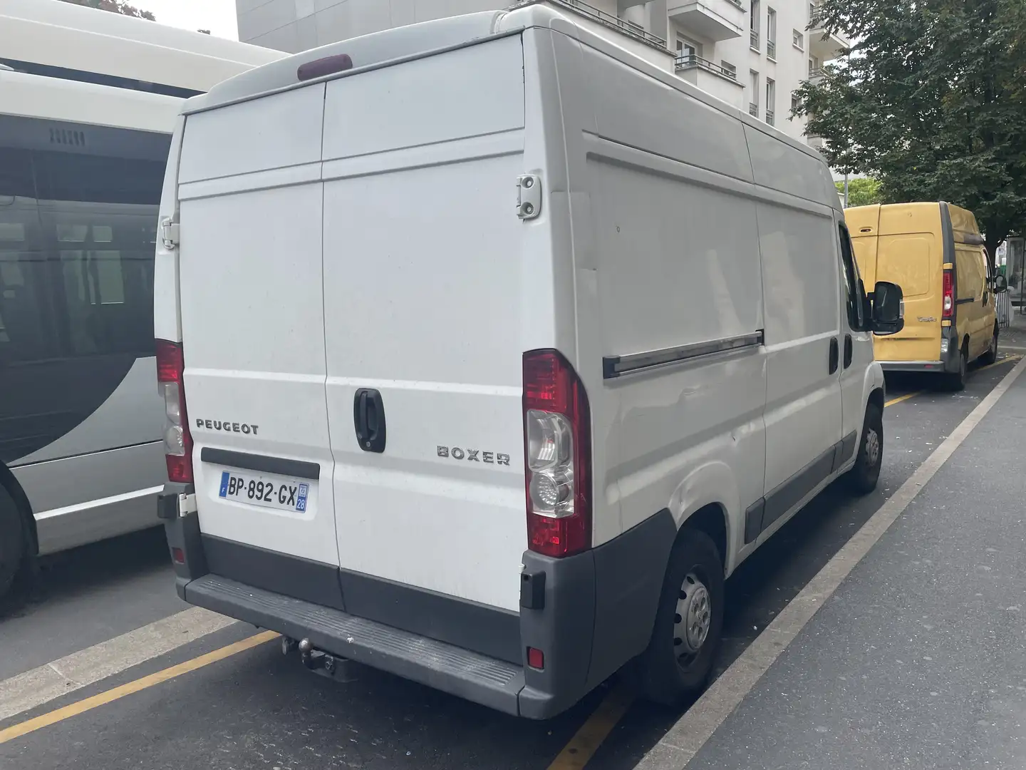 Peugeot Boxer BOXER TOLE 330 L2H2 2.2 HDi 100 PACK CD CLIM PLUS - 2