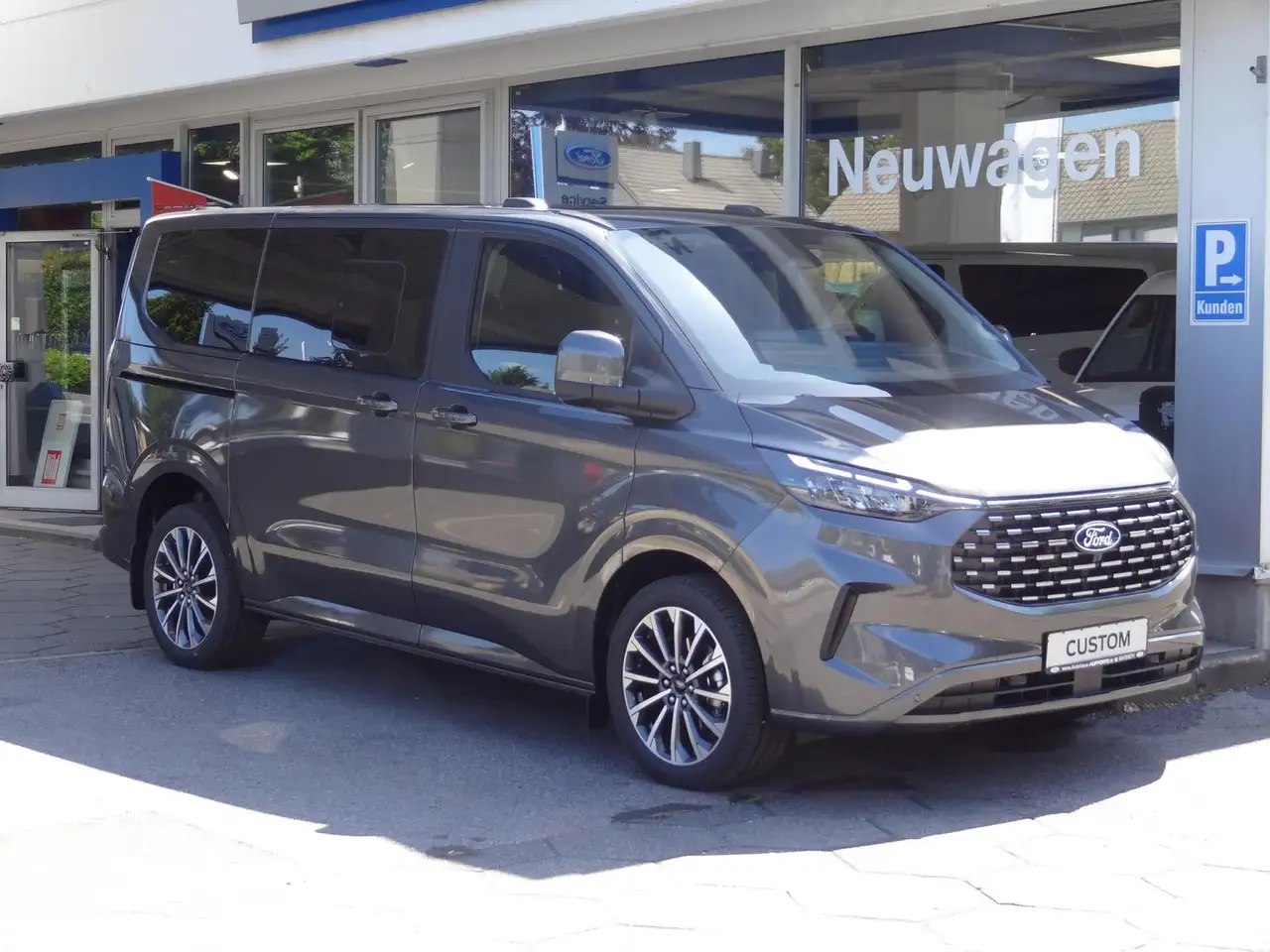 Ford Tourneo Custom 2026