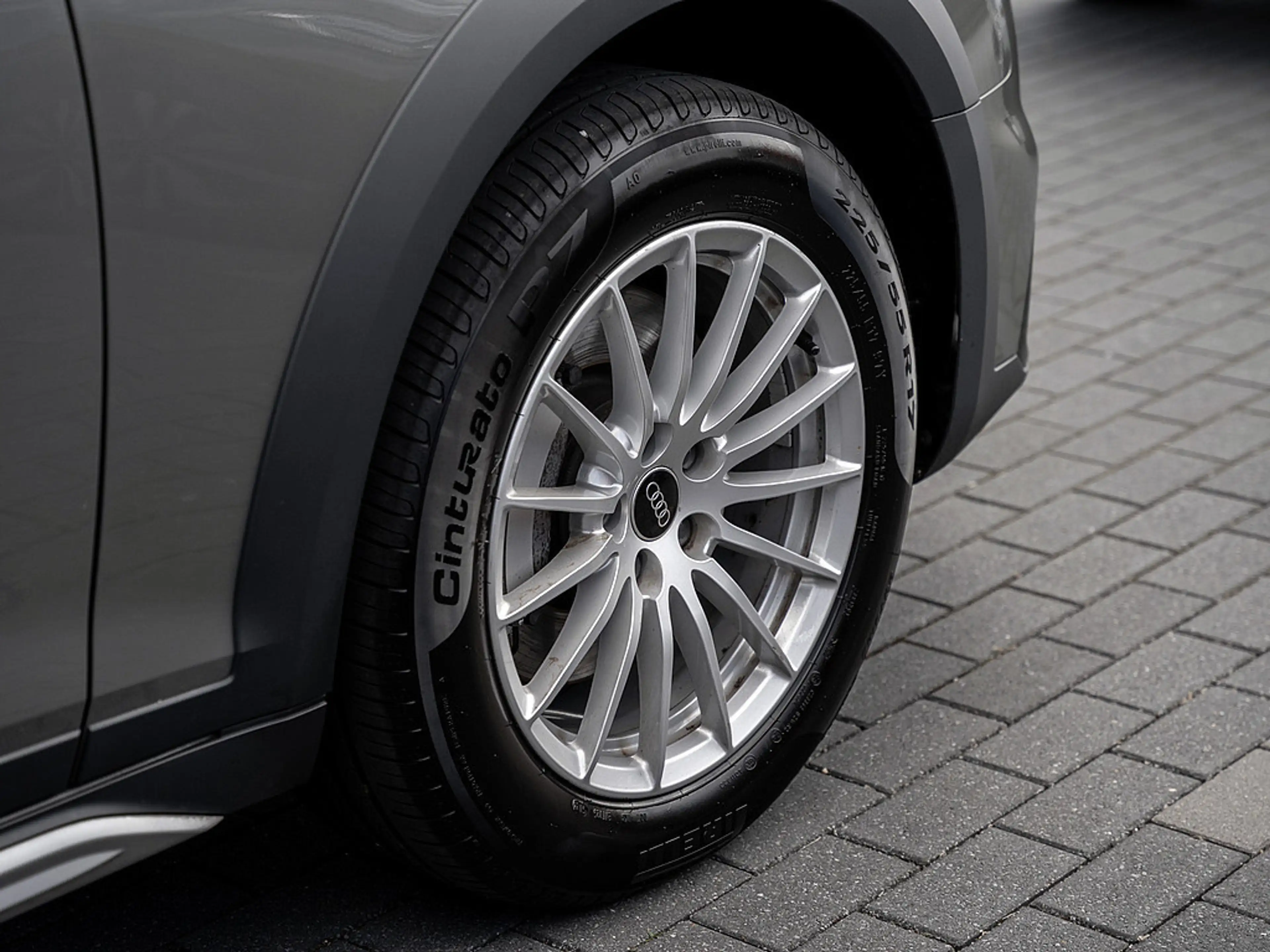 Audi A4 allroad 45 TFSI quattro AHK PANO KAM HUD — photo 6