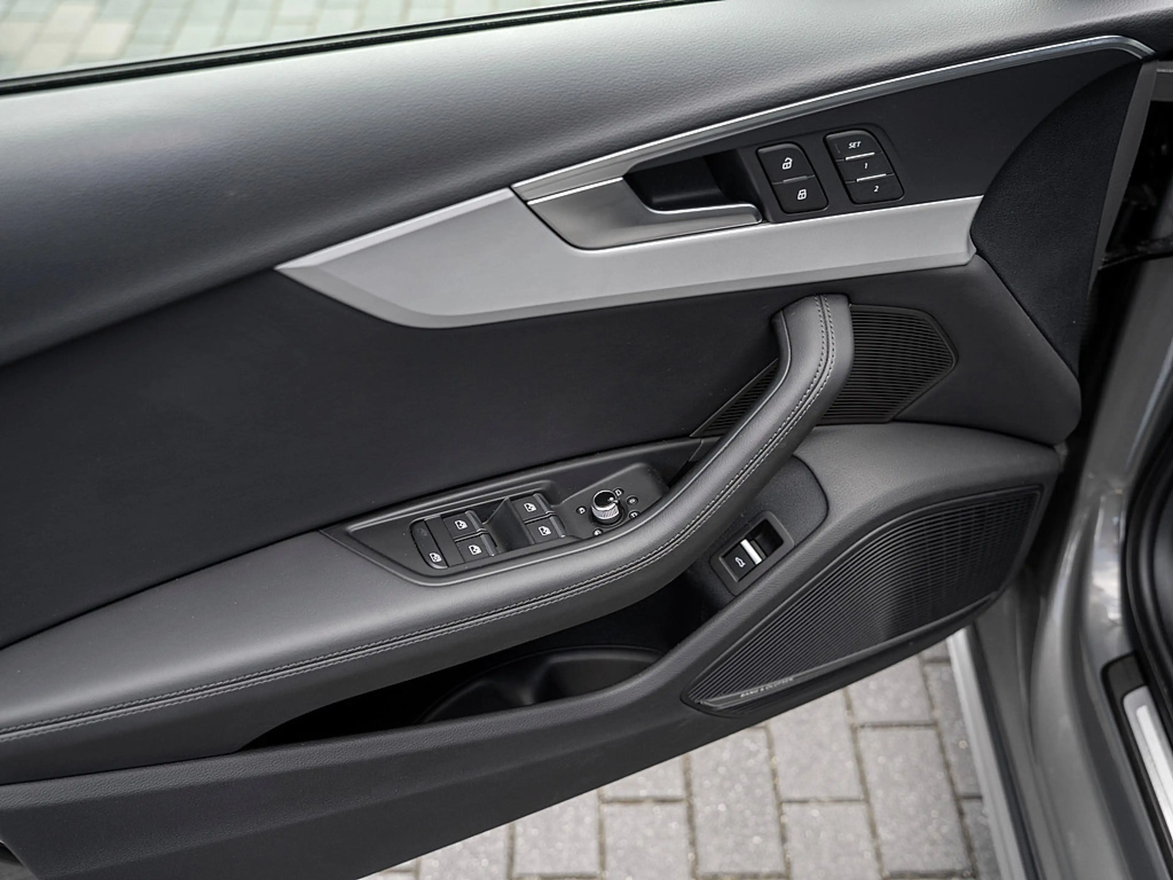 Audi A4 allroad 45 TFSI quattro AHK PANO KAM HUD — photo 14
