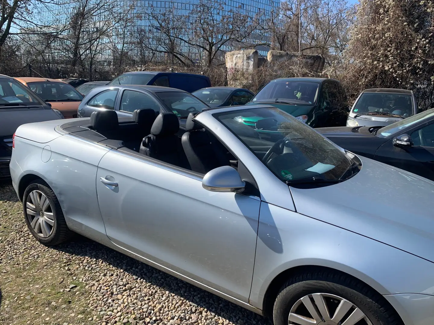 Volkswagen Eos 2.0. 1Hand +VOLL Austatung Grau - 2