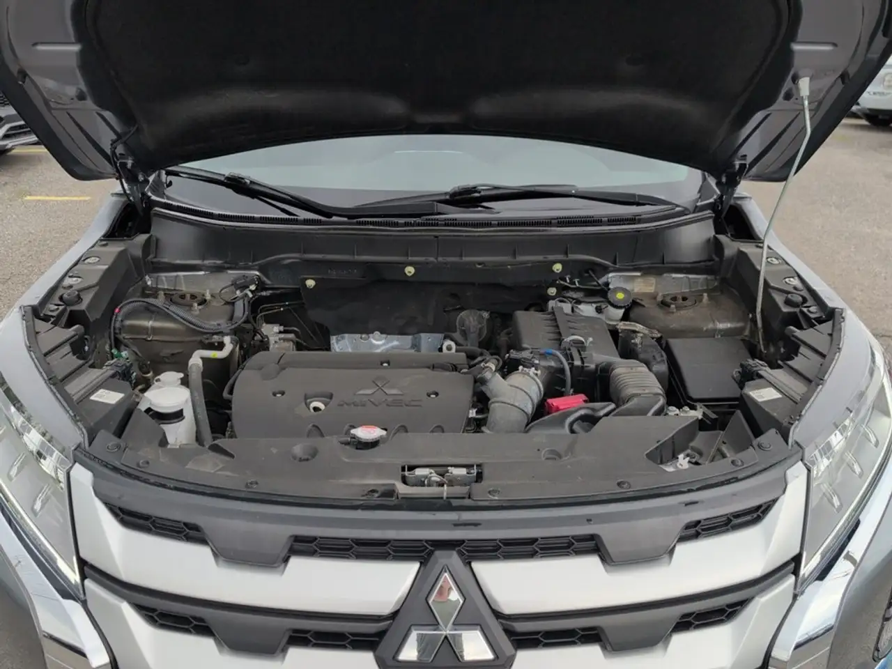 Mitsubishi RVR снимка Mitsubishi RVR